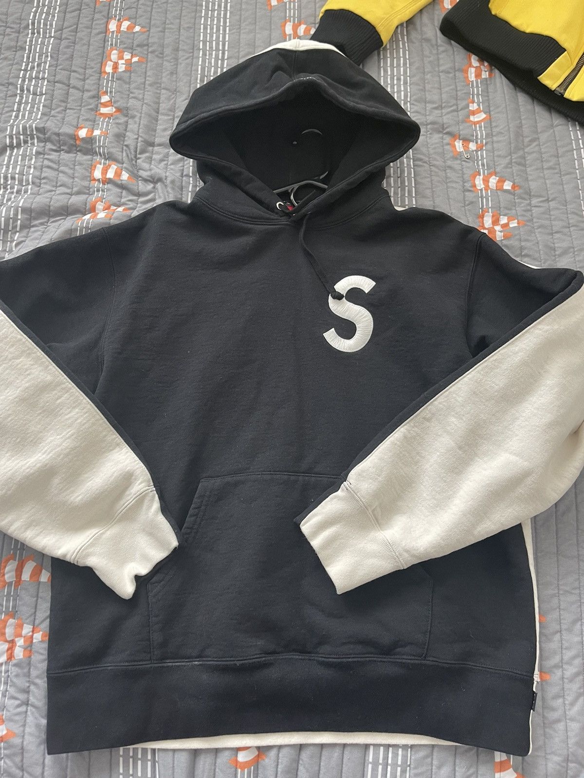 supreme S logo split hooded sweatshirt Supreme logo split hoodie
