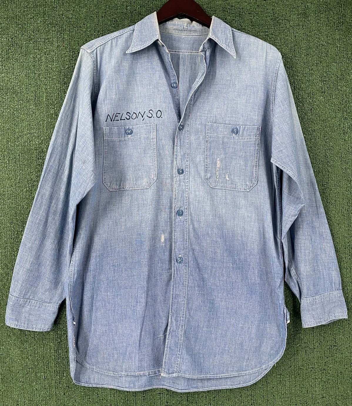 Vintage Vintage 1940's WW2 US Navy Chambray Button Up Work Shirt Size US L / EU 52-54 / 3 - 1 Thumbnail