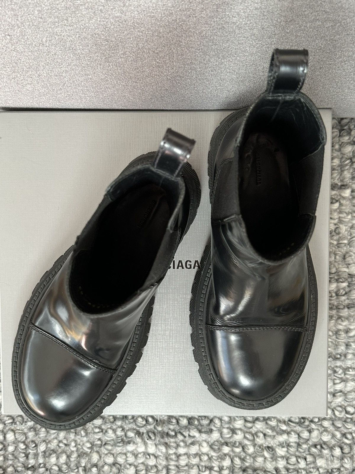 Balenciaga Balenciaga Tractor Chelsea Boots Size US 10.5 / EU 43-44 - 3 Thumbnail