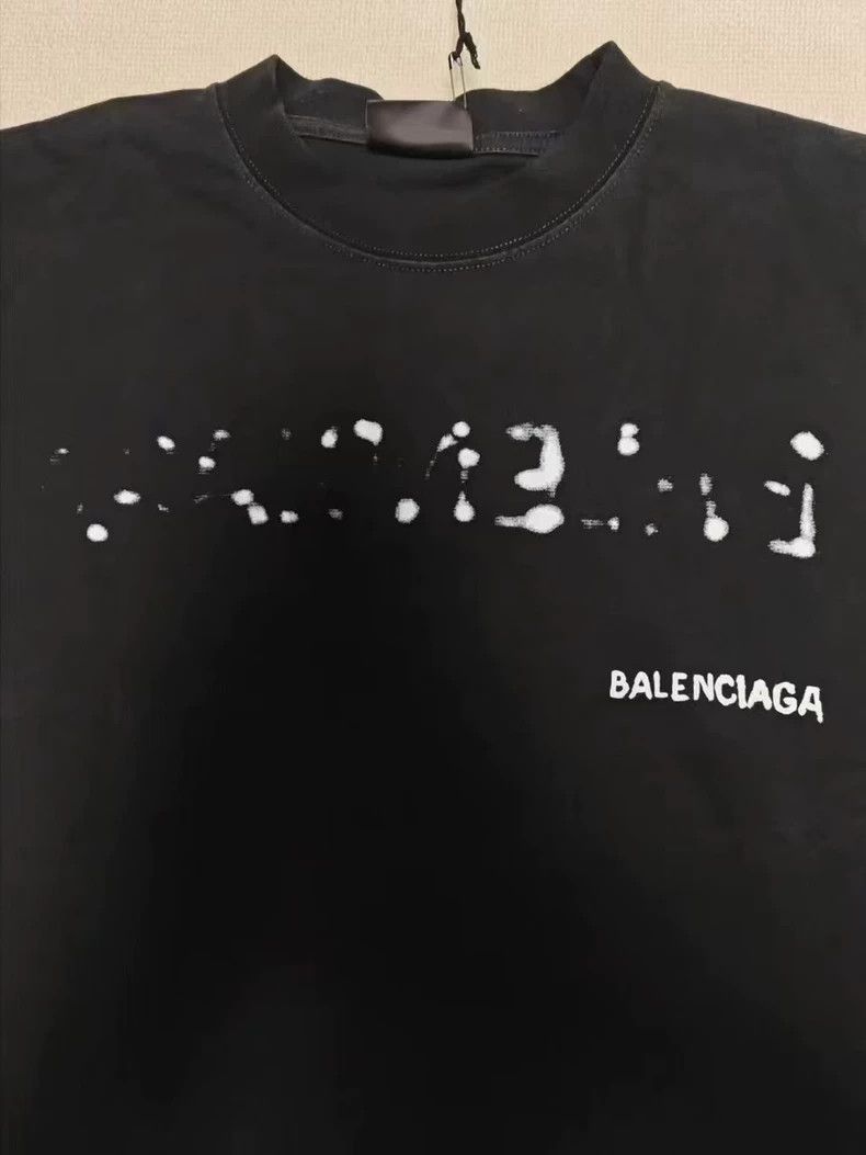 Balenciaga Balenciaga 23ss graffiti spray painted logo made old short Size US XS / EU 42 / 0 - 4 Thumbnail