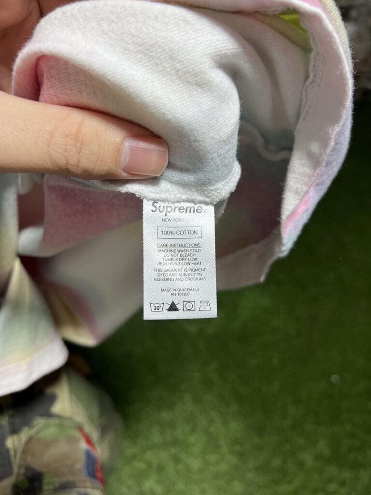 Supreme Supreme Sprayed Plaid Tee White Sz. L Size US L / EU 52-54 / 3 - 4 Thumbnail