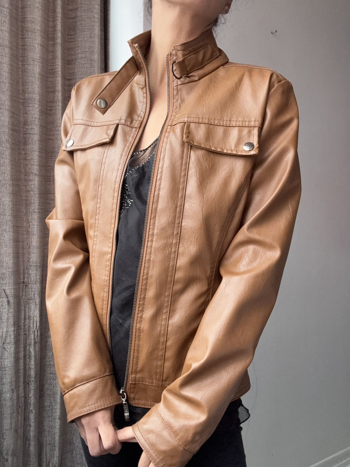 Vintage Vintage leather jacket Size M / US 6-8 / IT 42-44 - 2 Thumbnail