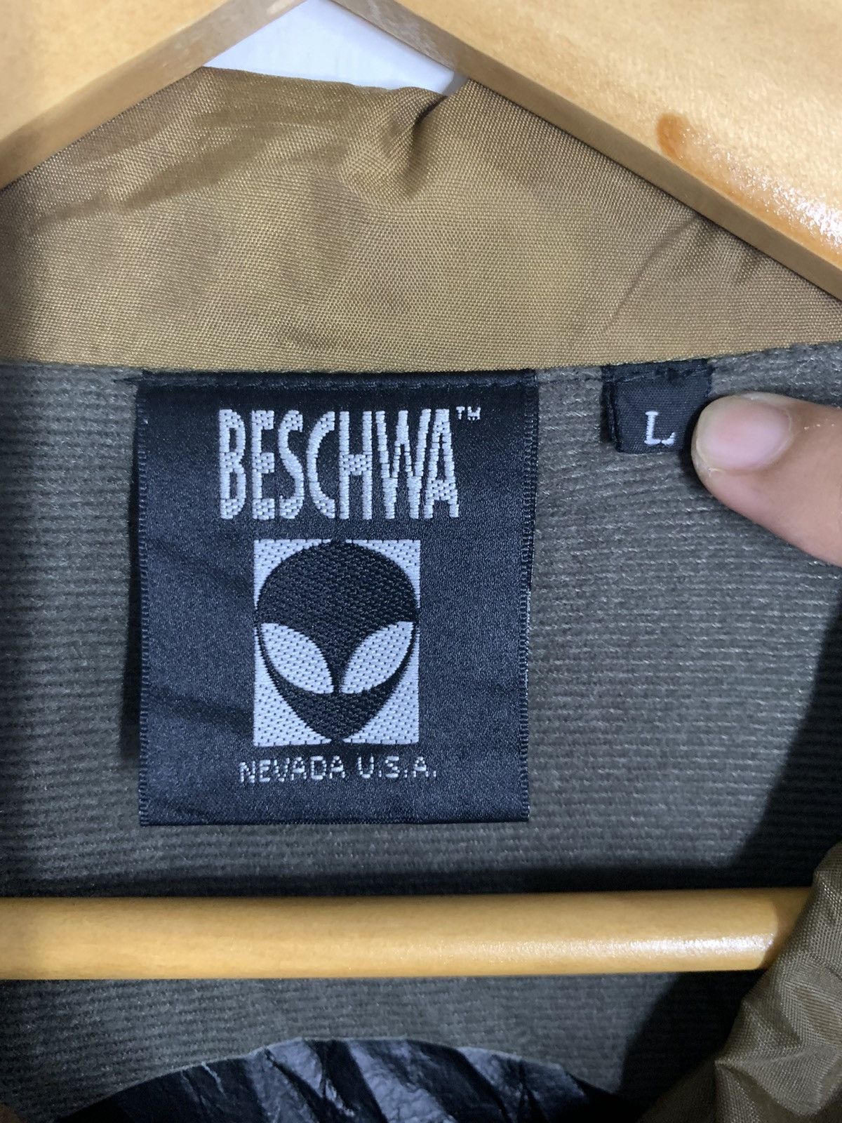 Alien Workshop × Vintage Vintage BESCHWA light zipper skateboarding style Size US L / EU 52-54 / 3 - 13 Thumbnail