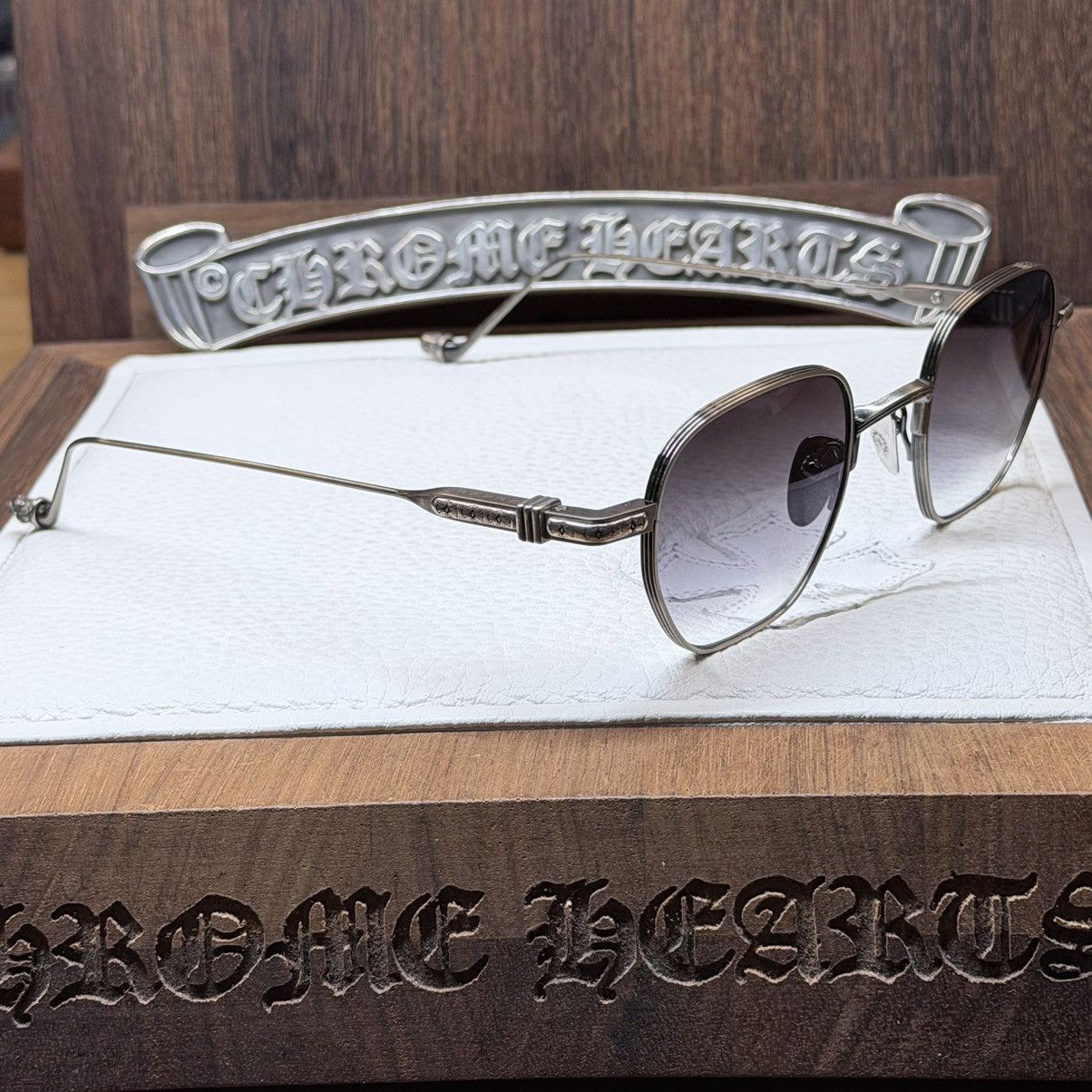 Chrome Hearts Chrome Hearts VAGALICTORIAN 1/1 Sunglasses Size ONE SIZE - 5 Thumbnail