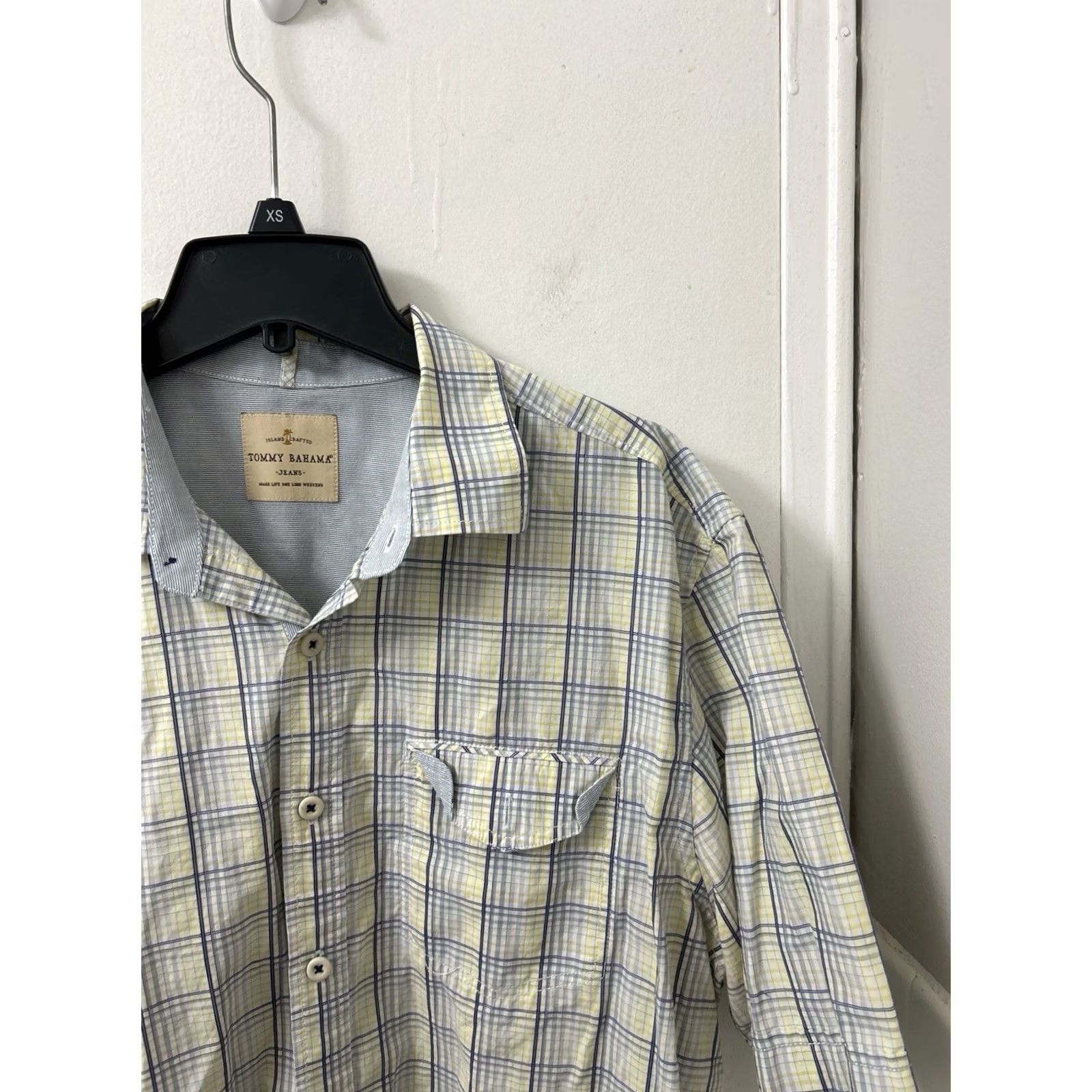 Tommy Bahama VINTAGE Tommy Bahama Button-Up Shirt Mens L Plaid Yellow Blue Island Zone Beach Short Sleeve Button-Down Pockets Casual Summer Spring Cotton Oxford Size US L / EU 52-54 / 3 - 4 Thumbnail