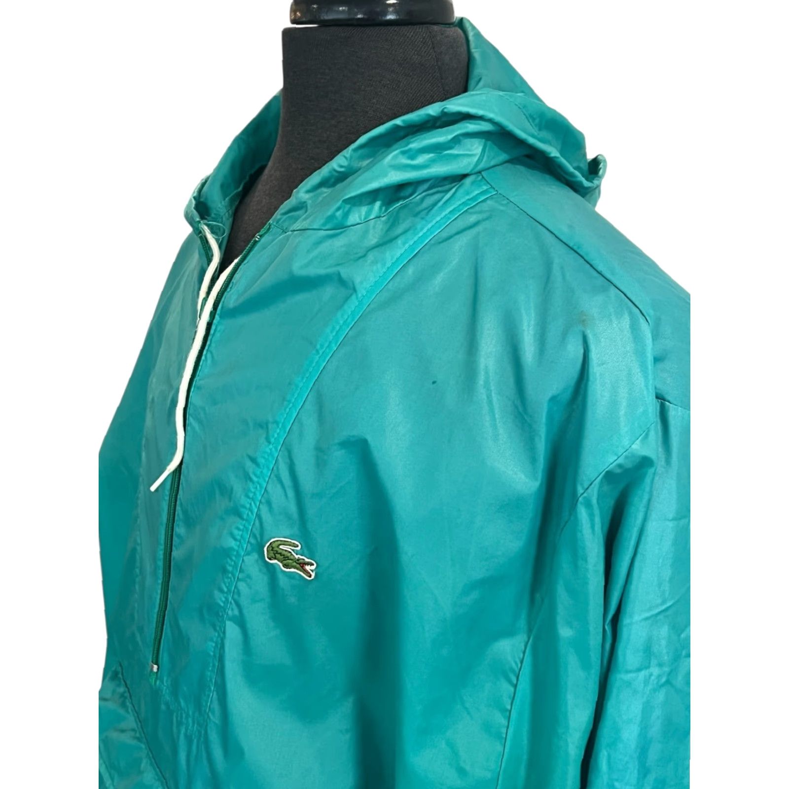 Lacoste VINTAGE Lacoste Windbreaker Mens XL Izod Anorak Hooded Pullover 80's Rain Jacket Jacket Size US XL / EU 56 / 4 - 5 Thumbnail
