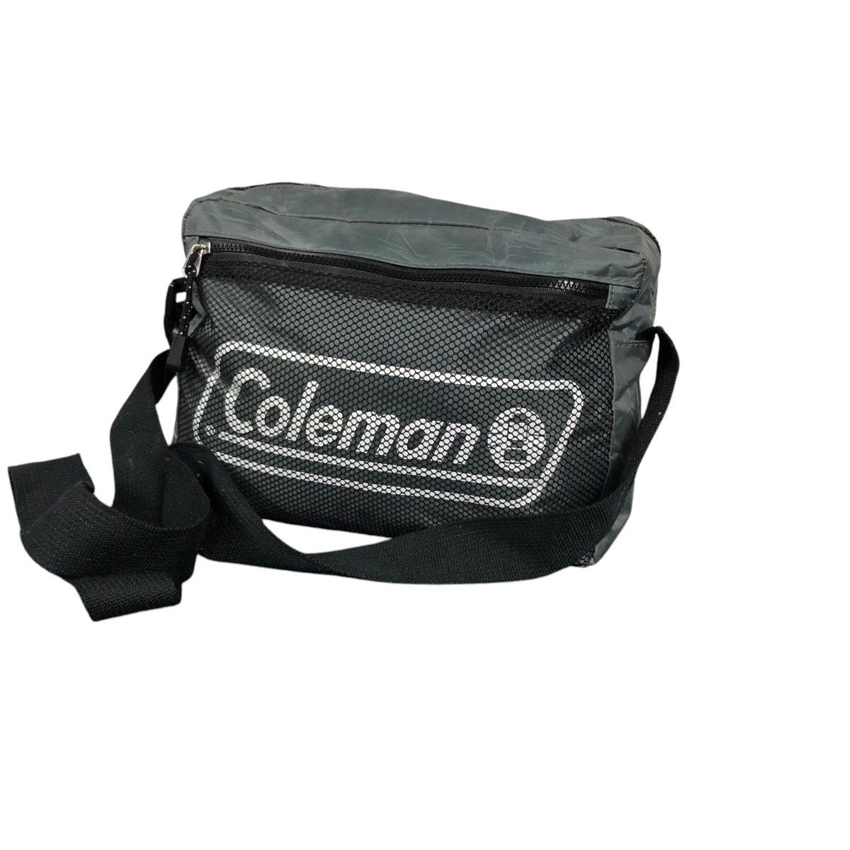 Coleman × Japanese Brand 📌Vintage Coleman Sling Bag Big Logo Size ONE SIZE - 3 Thumbnail