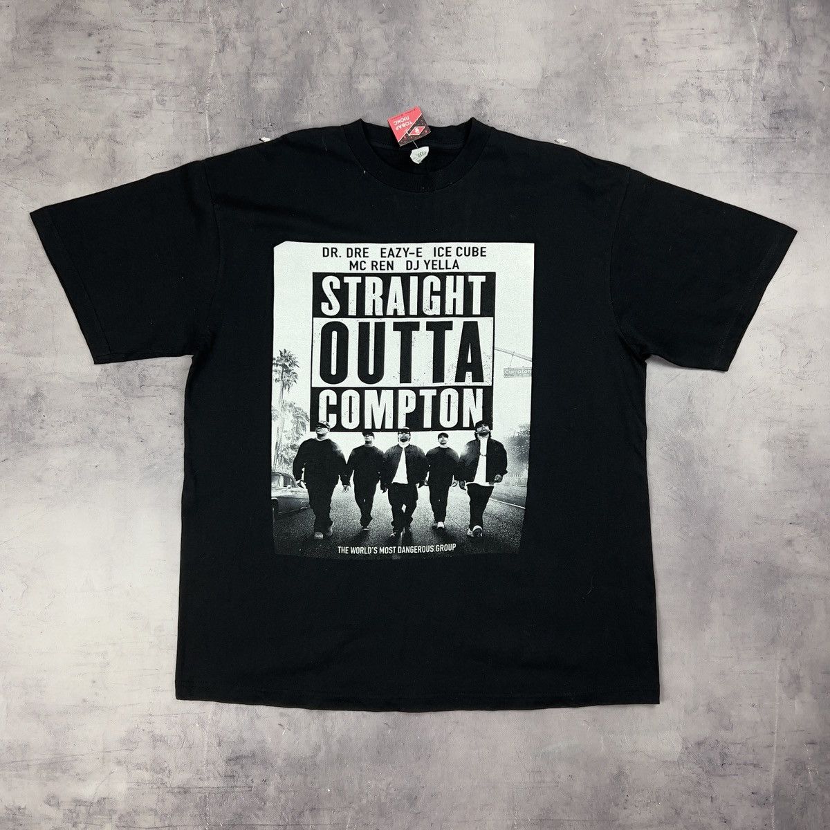 Band Tees Rare! N.W.A Straight Outta Compton Vintage Ice Cube Tee Size US XL / EU 56 / 4 - 2 Thumbnail