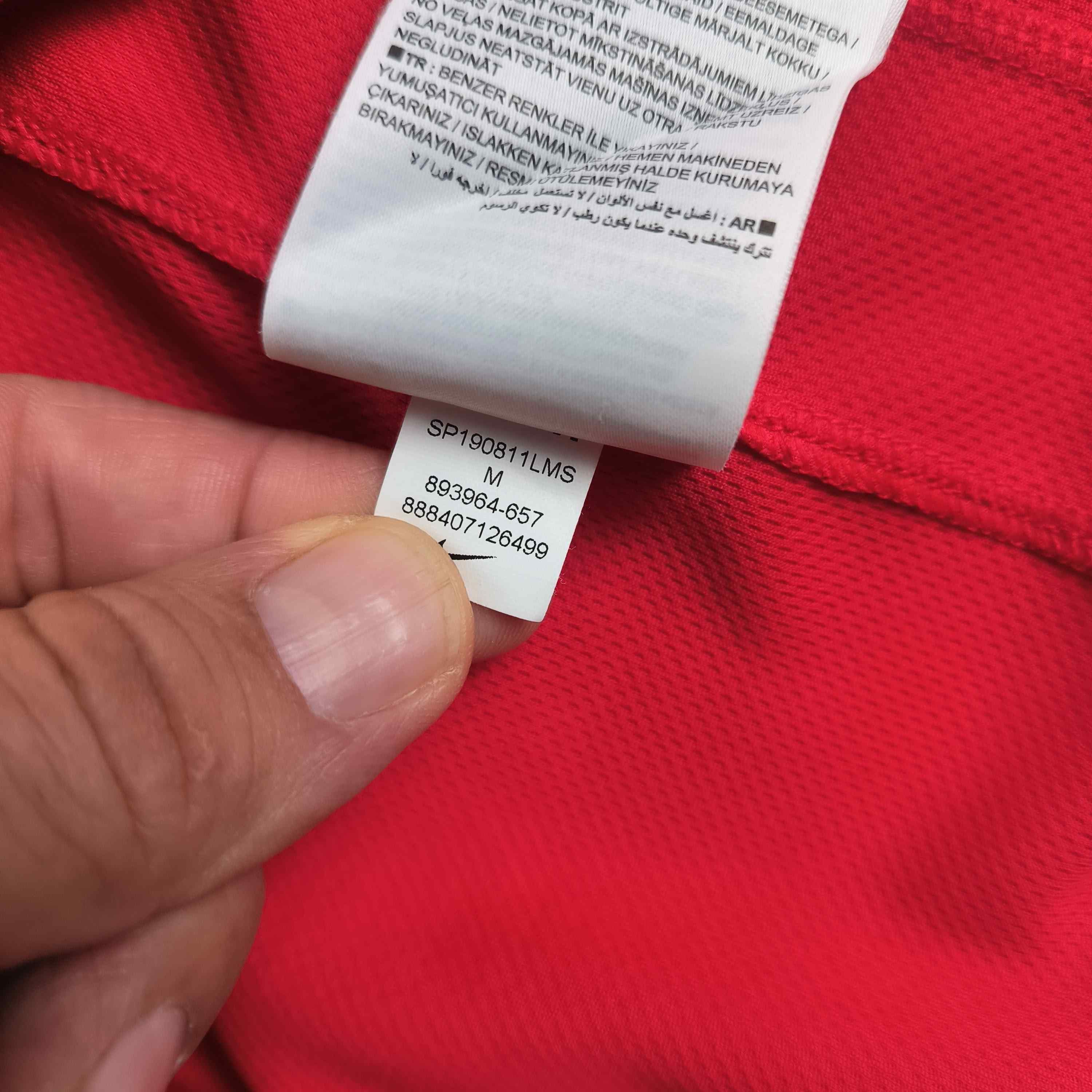 Nike FC Thun 2018-19 Nike home Grégory Karlen football jersey M Size US M / EU 48-50 / 2 - 7 Thumbnail