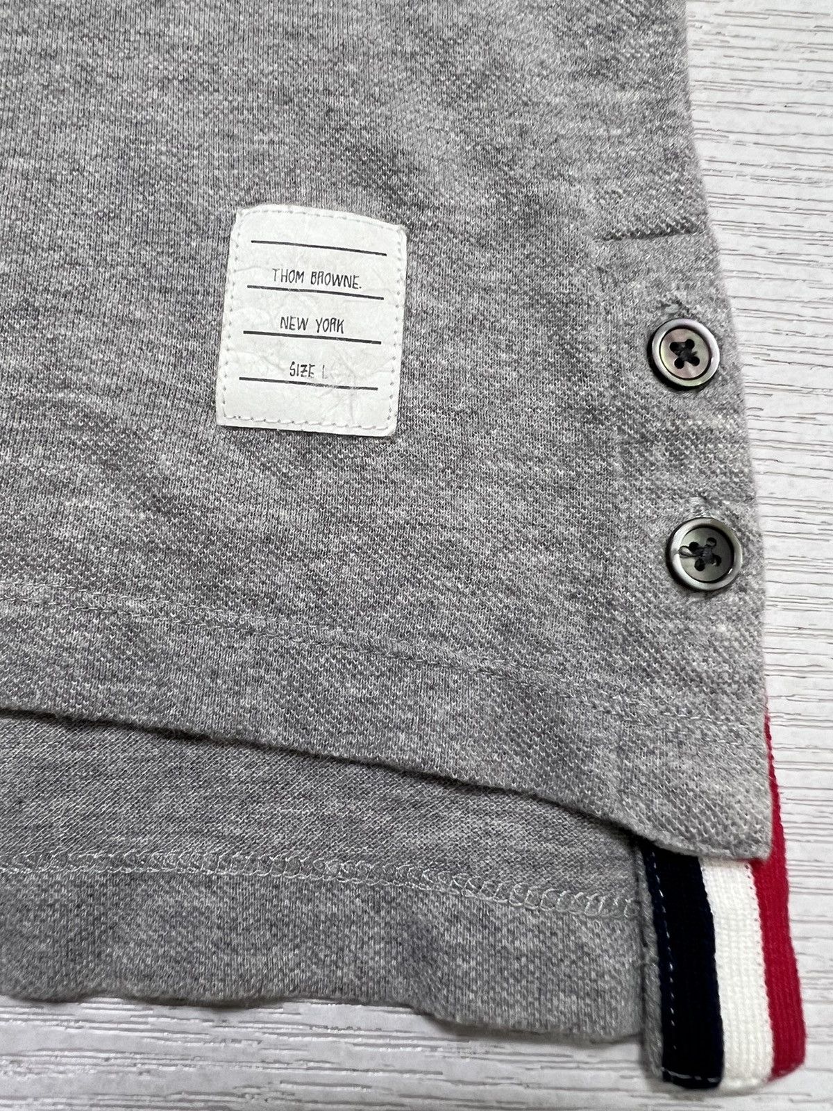 Thom Browne Thom Browne - Chest Pocket Short Sleeve T-Shirt Size XS / US 0-2 / IT 36-38 - 7 Thumbnail
