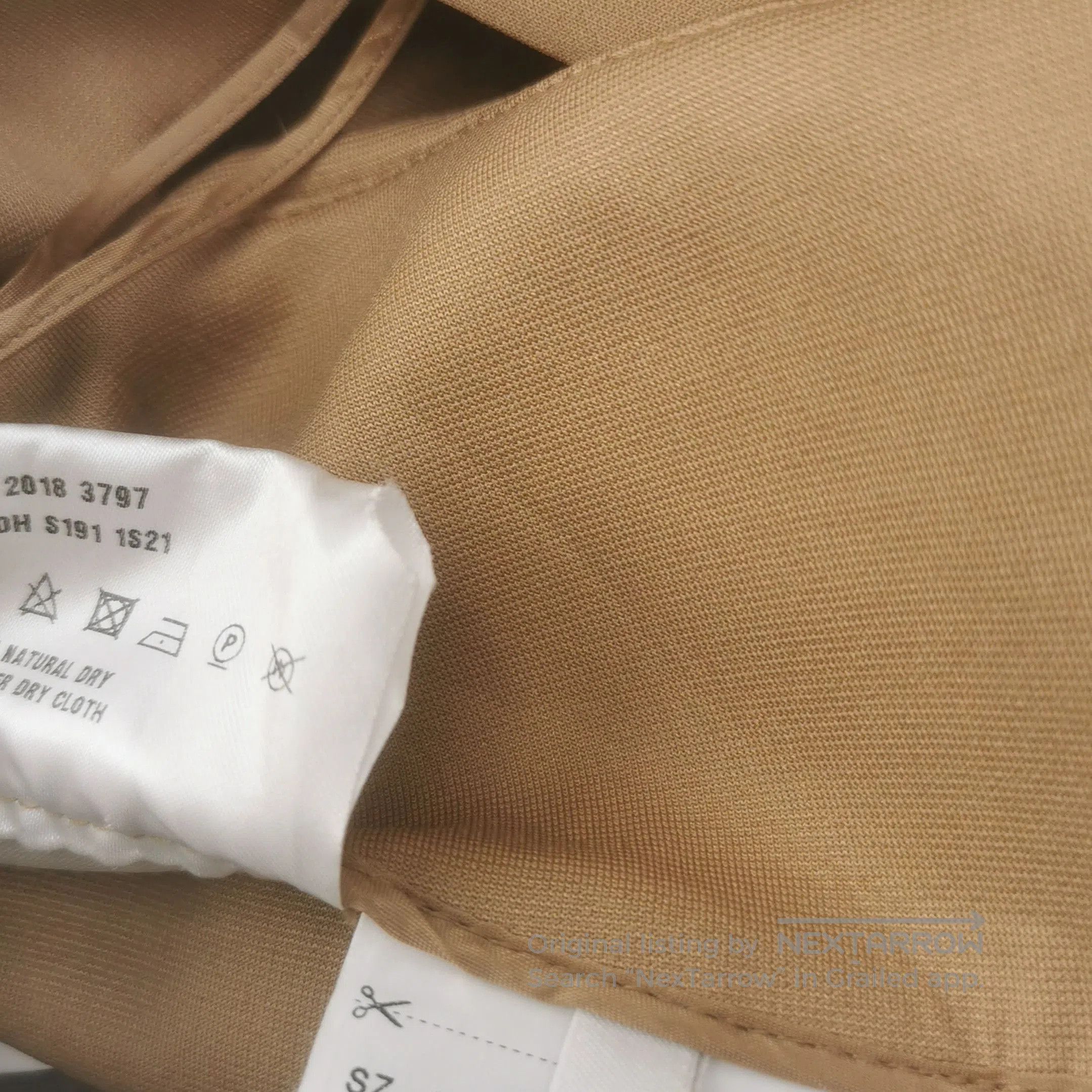 Prada Prada Logo Half Skirt in Beige . Size 41" - 9 Thumbnail