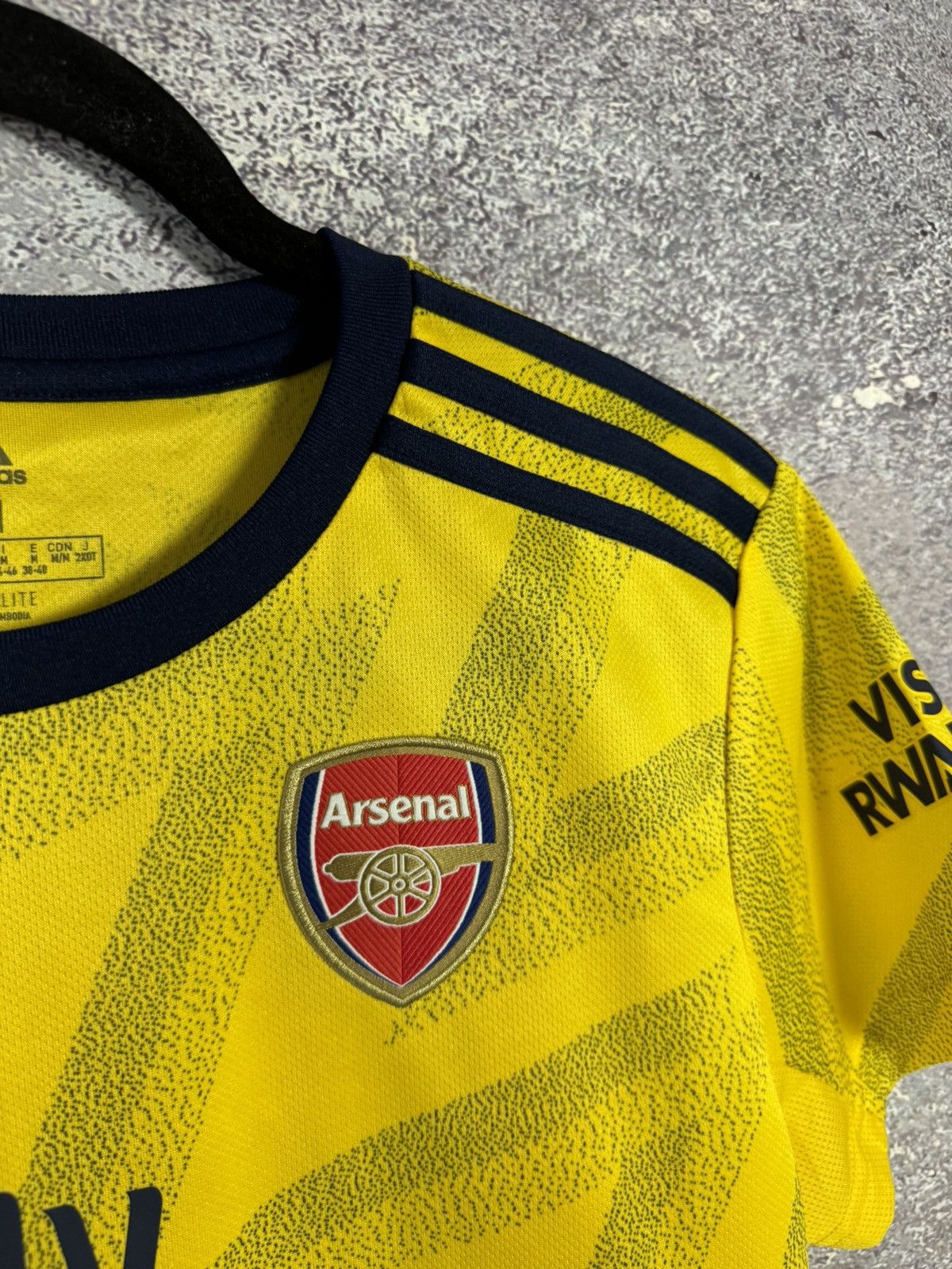 Adidas × Vintage Vintage Arsenal 2019/20 woman Adidas Jersey Blokcore Size US S / EU 44-46 / 1 - 9 Thumbnail