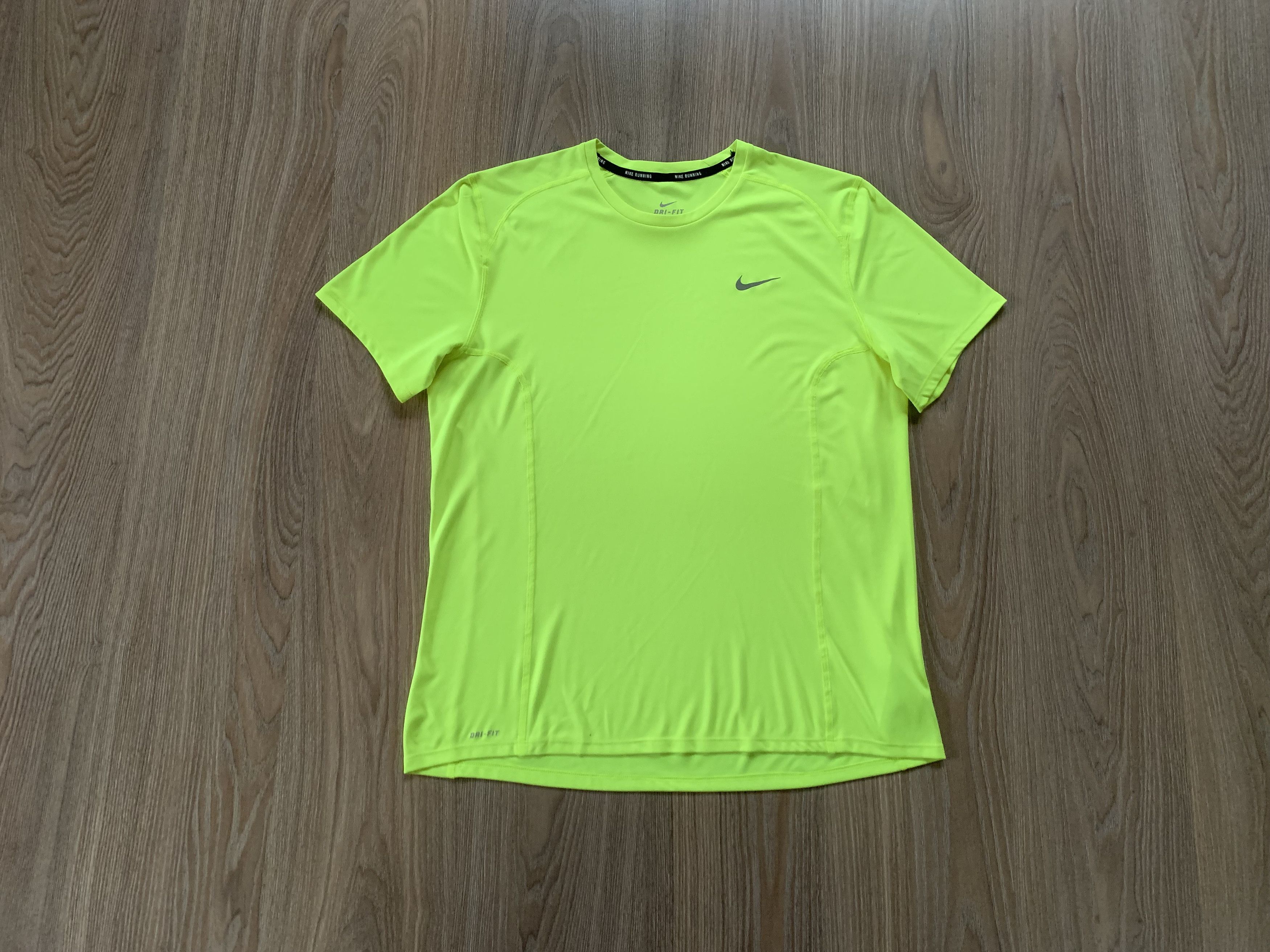 Nike Nike Running Light Green Training T Shirt Size US L / EU 52-54 / 3 - 1 Thumbnail