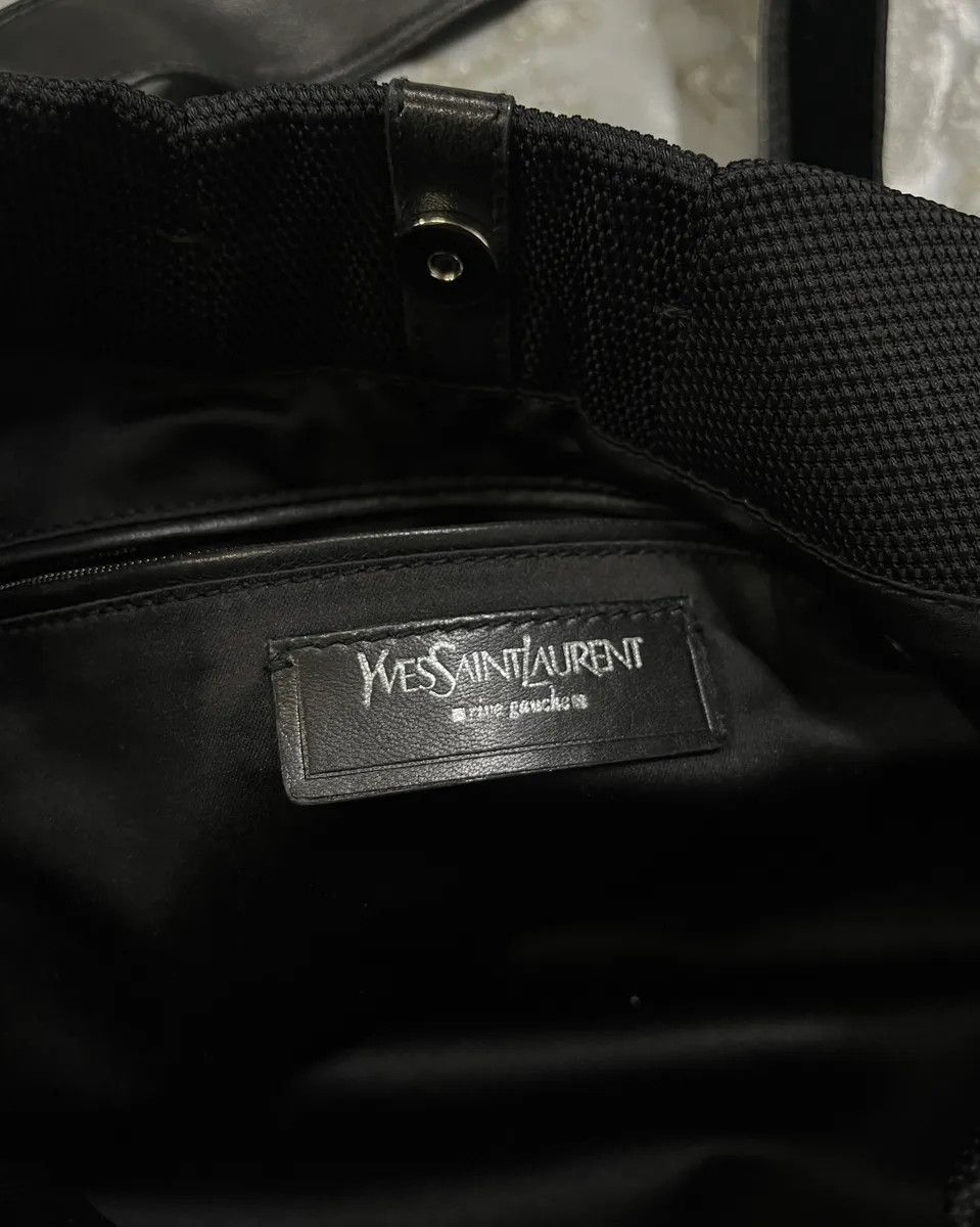 Yves Saint Laurent 2000s Yves Saint Laurent Black Hobo Bag Size ONE SIZE - 10 Thumbnail