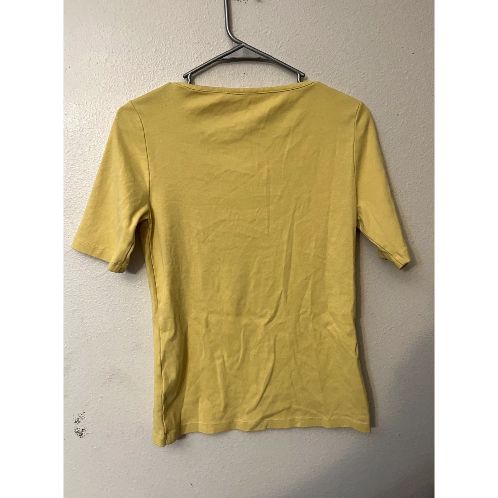 Tommy Hilfiger Tommy Hilfiger T Shirt Medium Yellow Solid Short Sleeve Round Neck Tee Womens Size M / US 6-8 / IT 42-44 - 3 Thumbnail