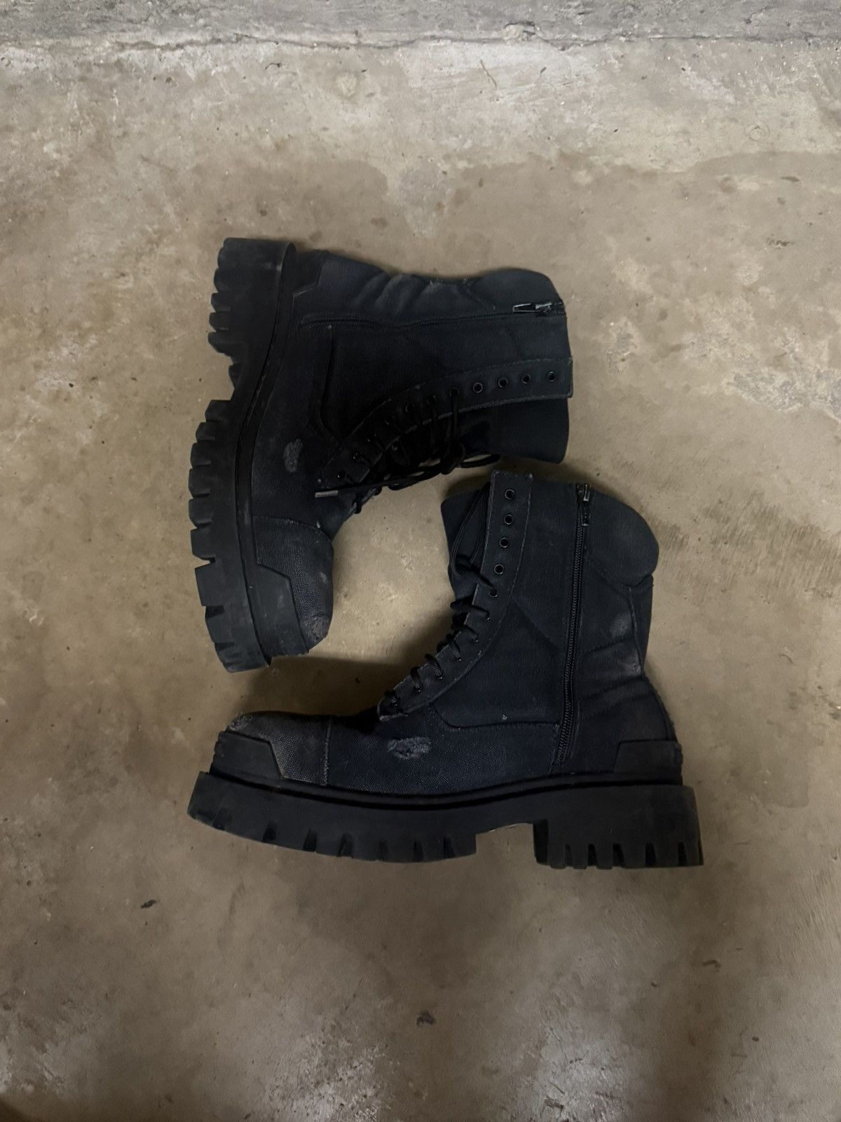 Balenciaga Balenciaga Strike boot Size US 8 / EU 41 - 3 Thumbnail