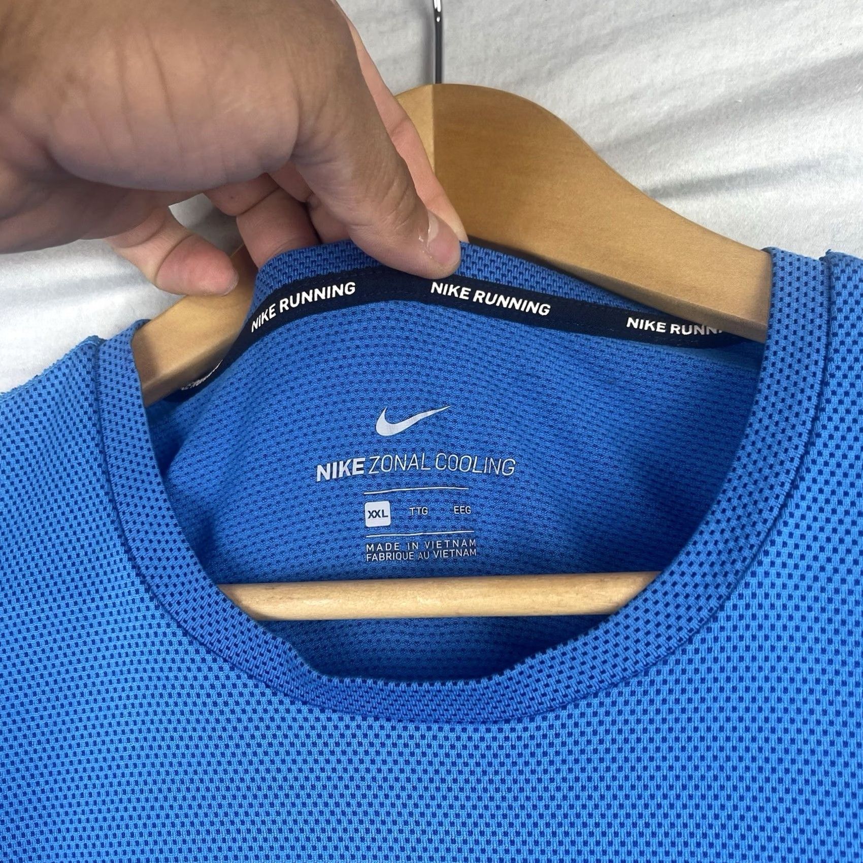 Nike Nike Shirt Mens 2XL Running Zonal Cooling Blue Relay 833580-435 Jogging Size US XXL / EU 58 / 5 - 7 Thumbnail