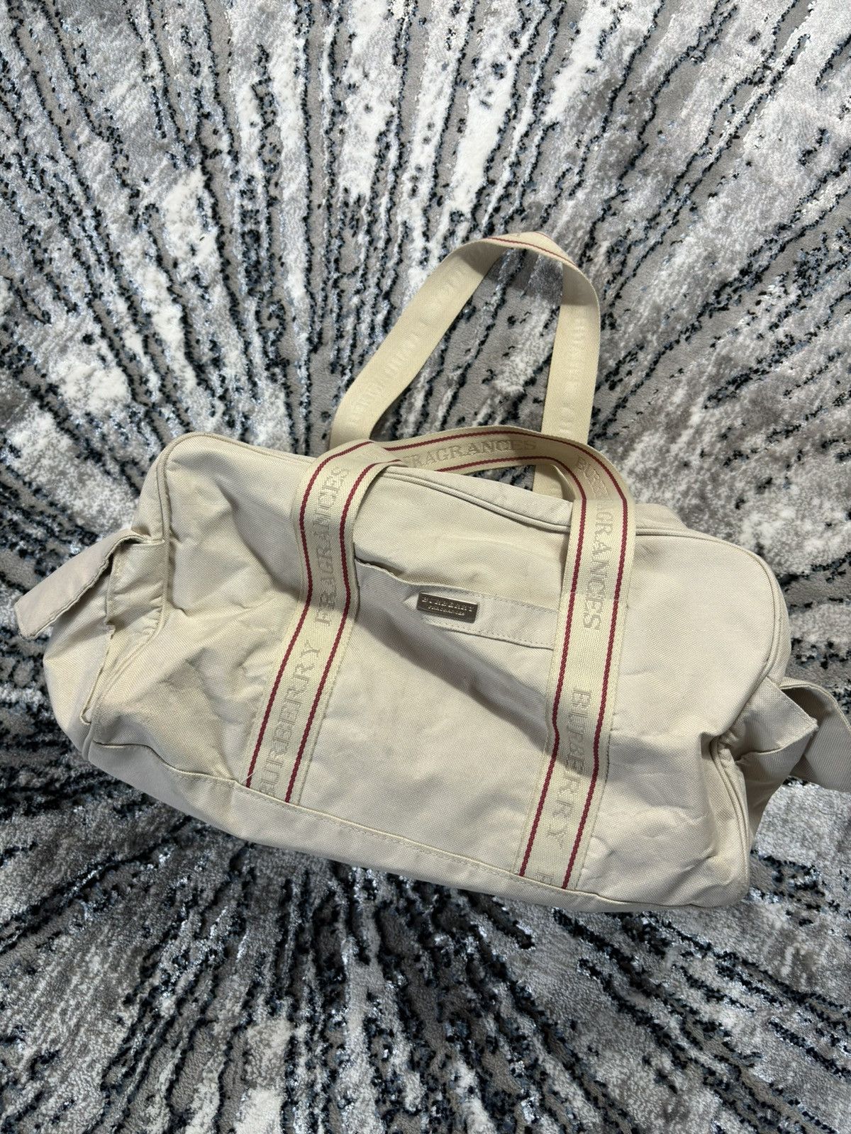 Burberry 🔥Best Offer🔥Authentic Burberry Travel Bag Designer Size ONE SIZE - 1 Thumbnail