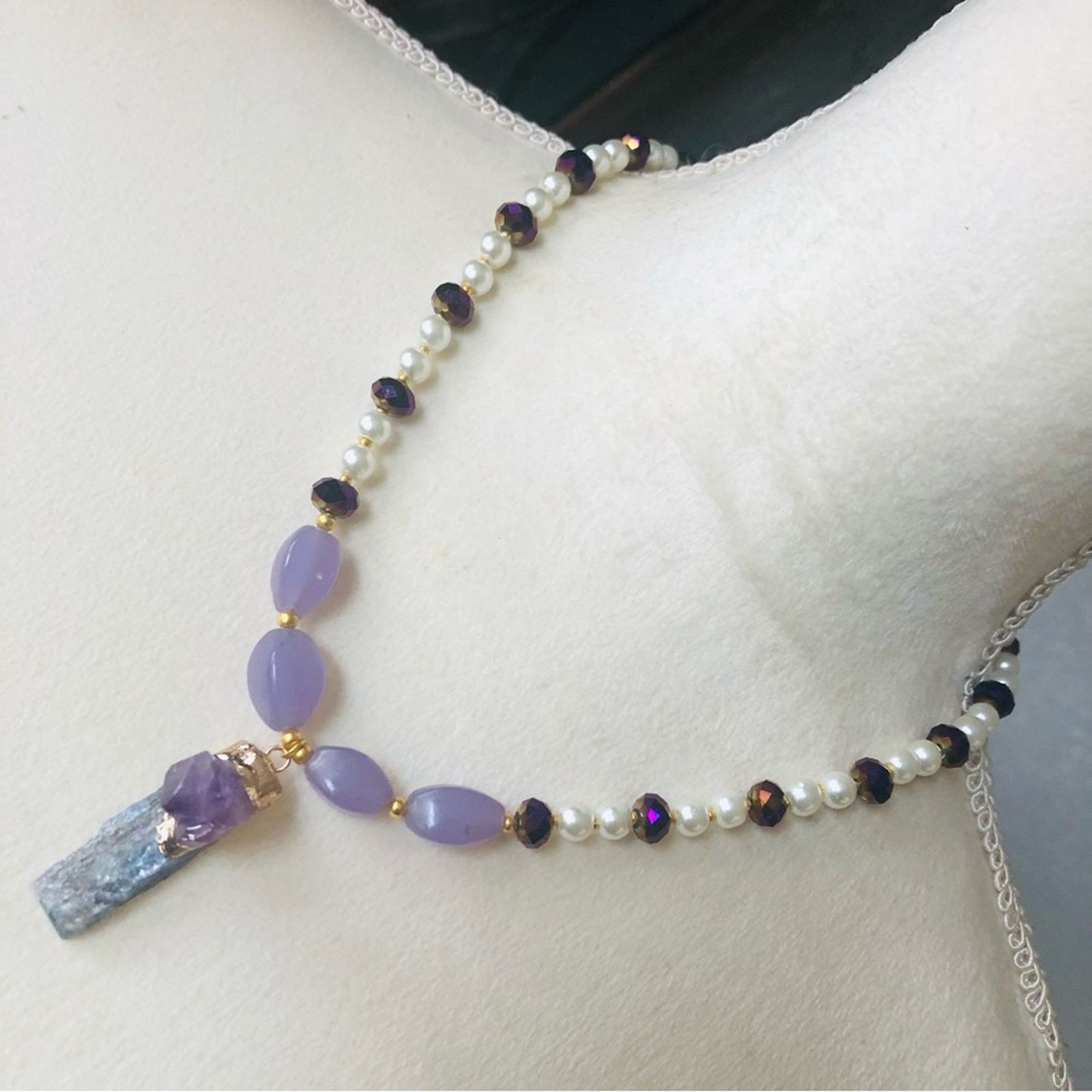 Handmade Handcrafted repurpose kyanite and amethyst Pearl necklace Size ONE SIZE - 1 Thumbnail