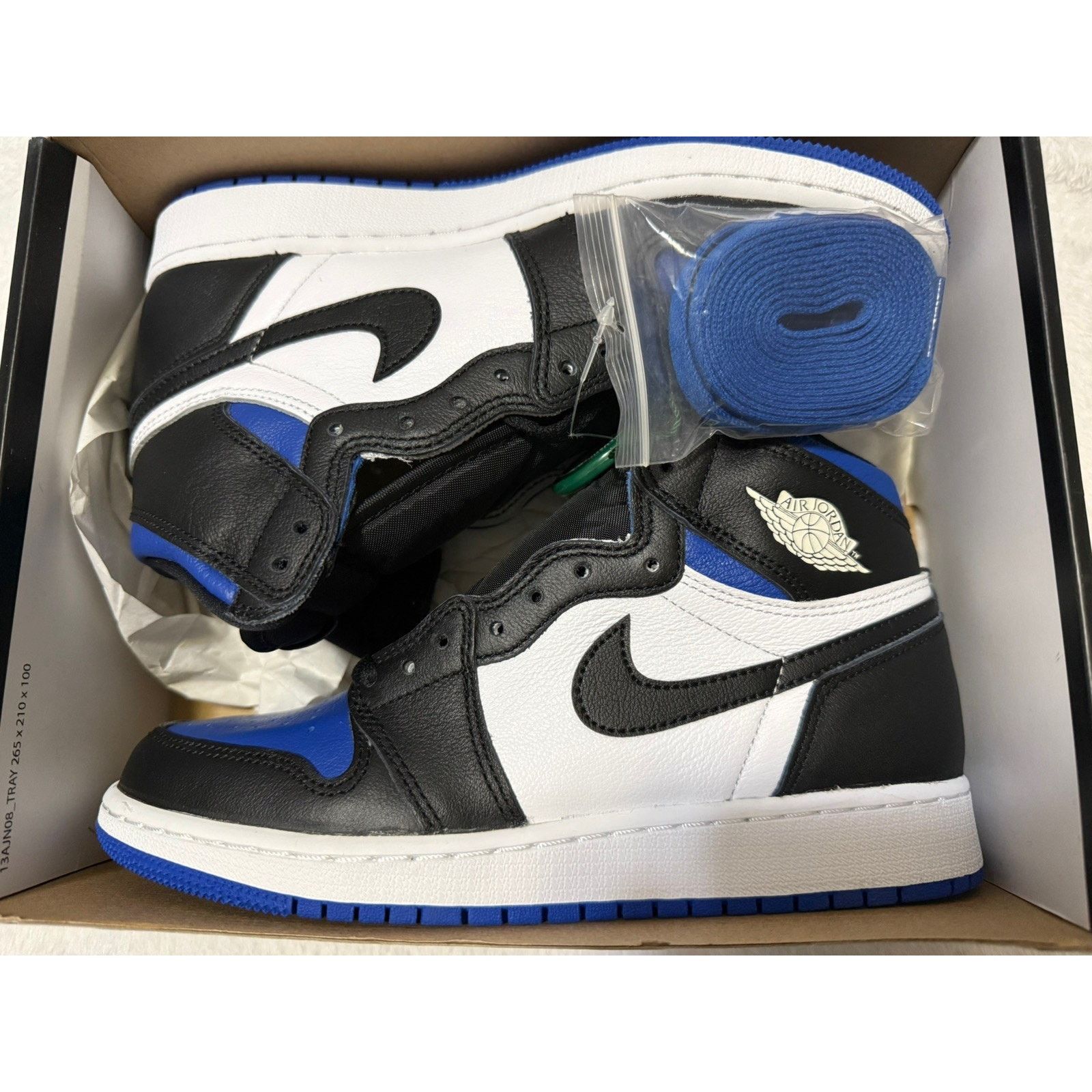 Nike Nike Air Jordan 1 Retro High GS Royal Toe Size 5Y/Women 6.5 Size US 5 / EU 37 - 2 Thumbnail