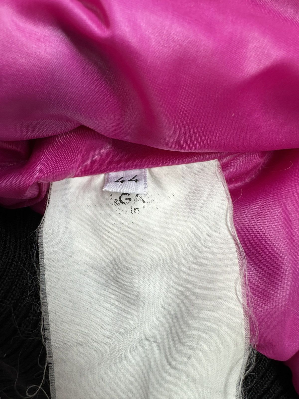 Dolce & Gabbana DOLCE & GABBANA FW 2003 Runway Fur Cropped Pink down Jacket Size M / US 6-8 / IT 42-44 - 19 Thumbnail
