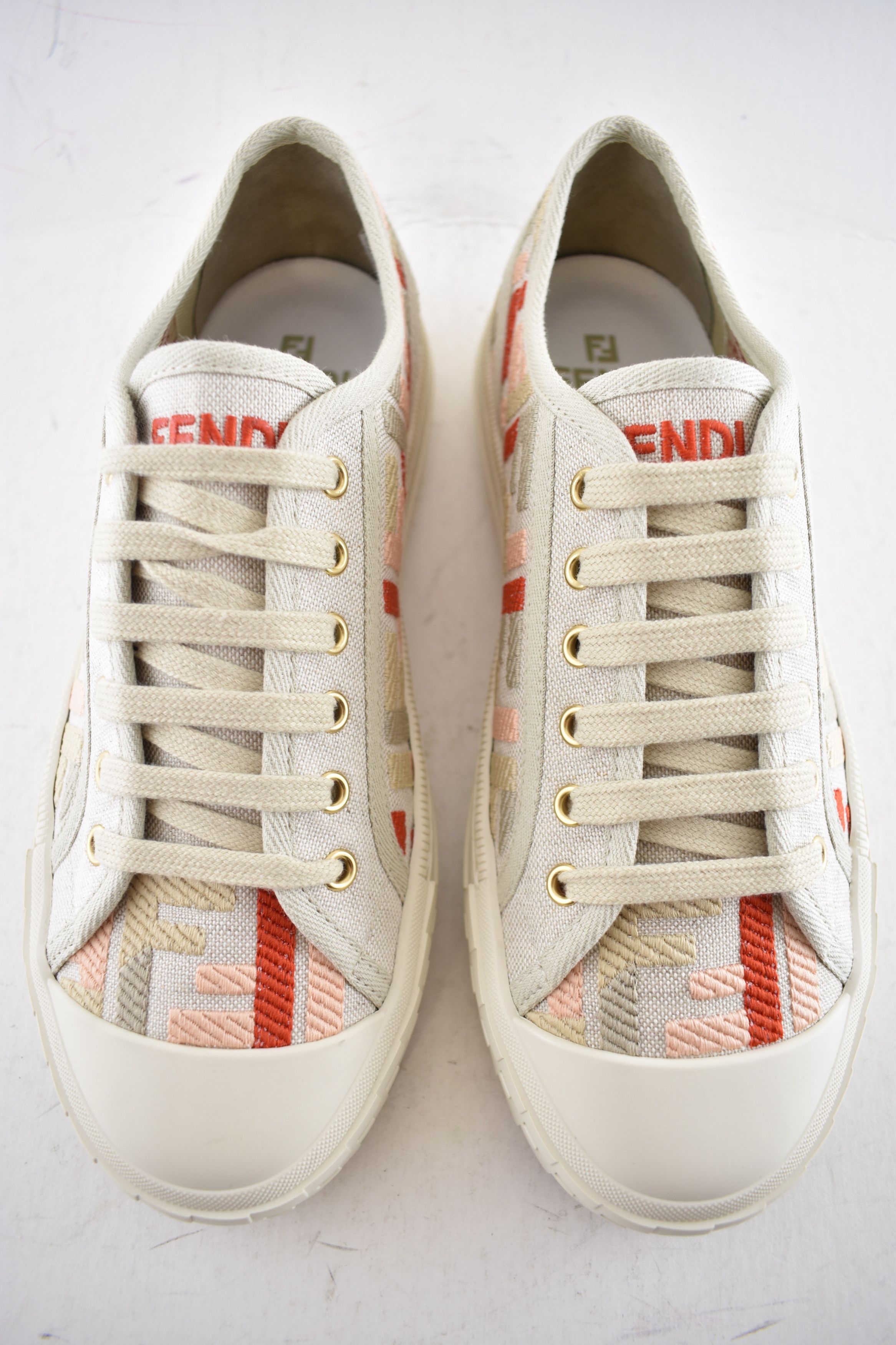 Fendi Fendi Domino Red Monogram FF Logo Low Top Sneaker 38 Size US 8 / IT 38 - 11 Thumbnail