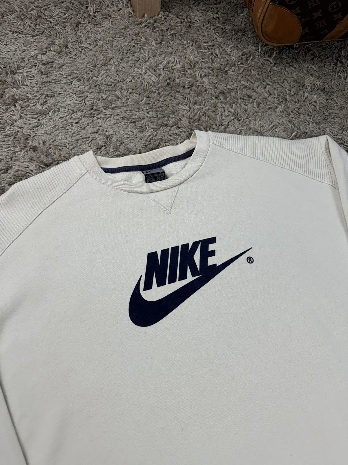 Nike Vintage crewneck Nike Big Swoosh original casual item Size US XL / EU 56 / 4 - 2 Thumbnail