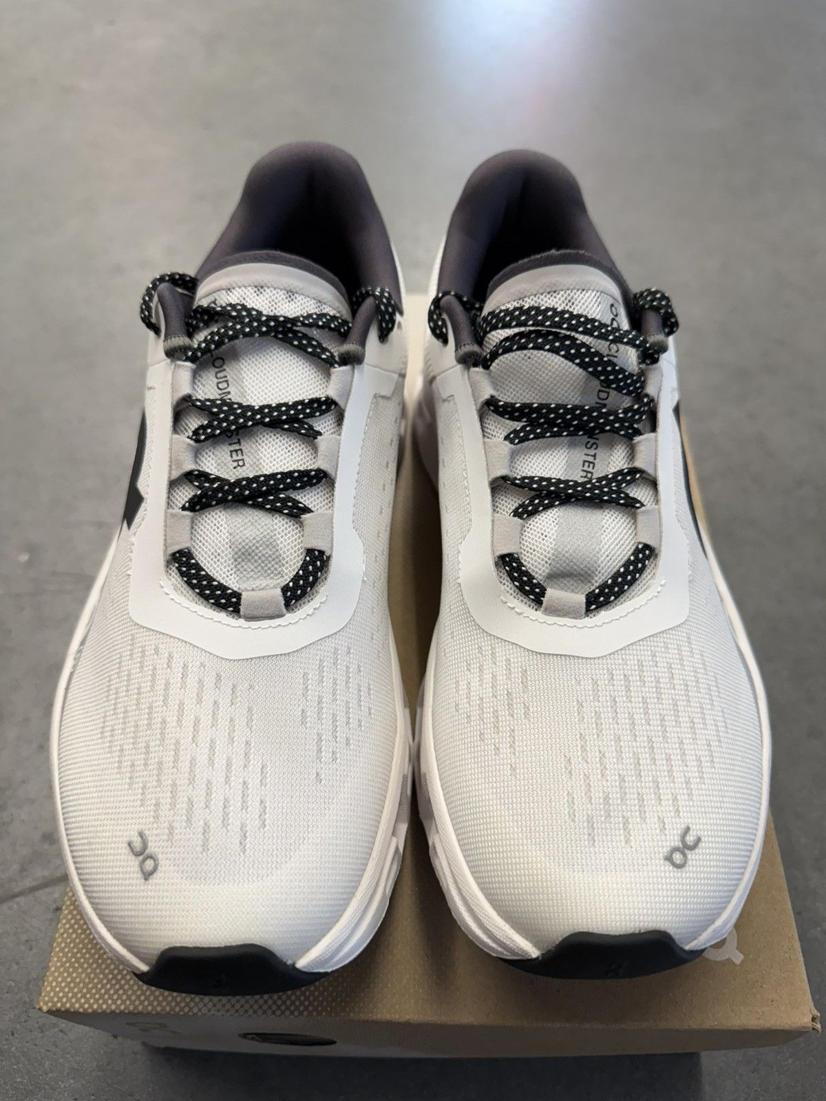 On 2023 On Running Cloudmonster All White Size US 9.5 / IT 39.5 - 8 Thumbnail