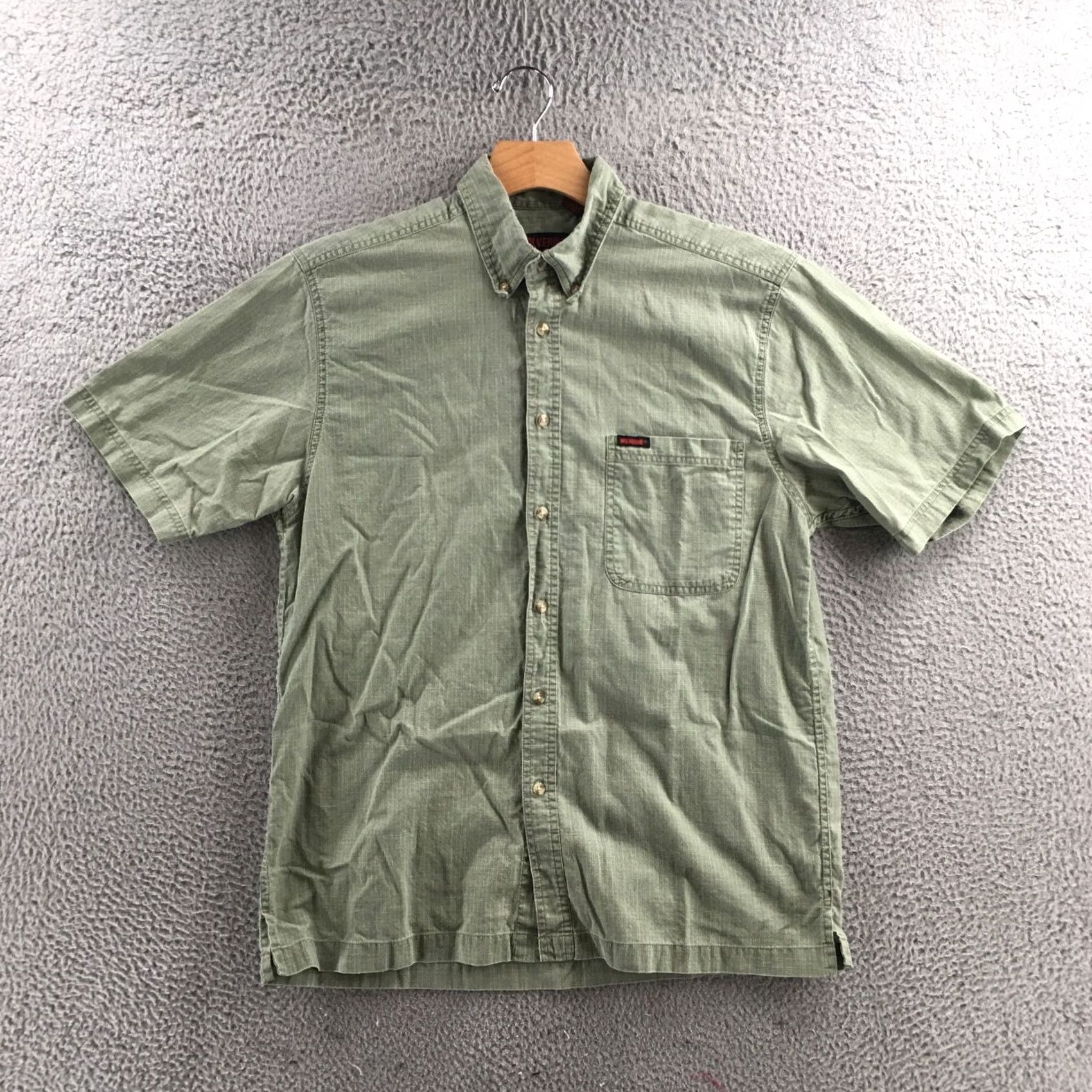 Olive Wolverine Boots & Gear Shirt Mens M Cotton Olive Green Button-Down Short Sleeve Shirt Size US M / EU 48-50 / 2 - 2 Thumbnail
