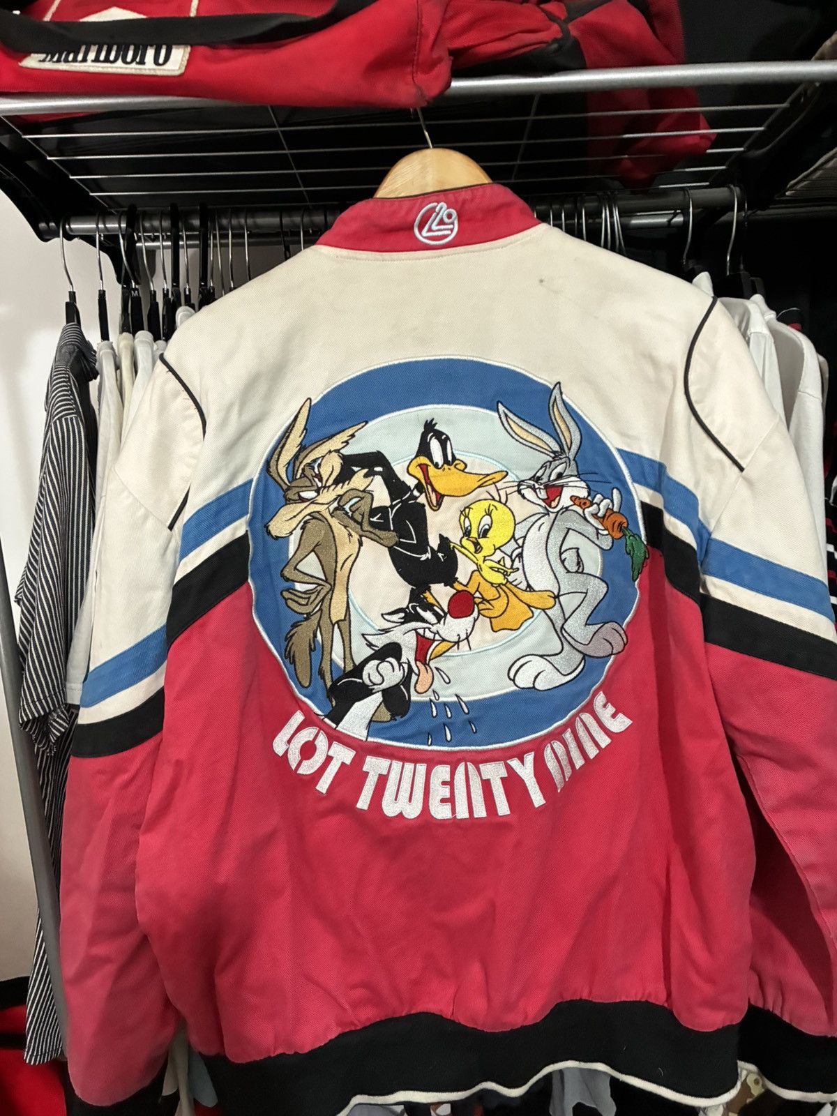 Vintage Vintage lot29 looney tunes nascar jacket Size US XL / EU 56 / 4 - 2 Thumbnail