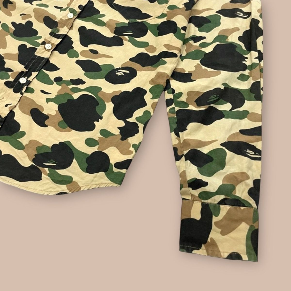 Bape A Bathing Ape Camo Button-up L/S Shirt Size US M / EU 48-50 / 2 - 7 Thumbnail