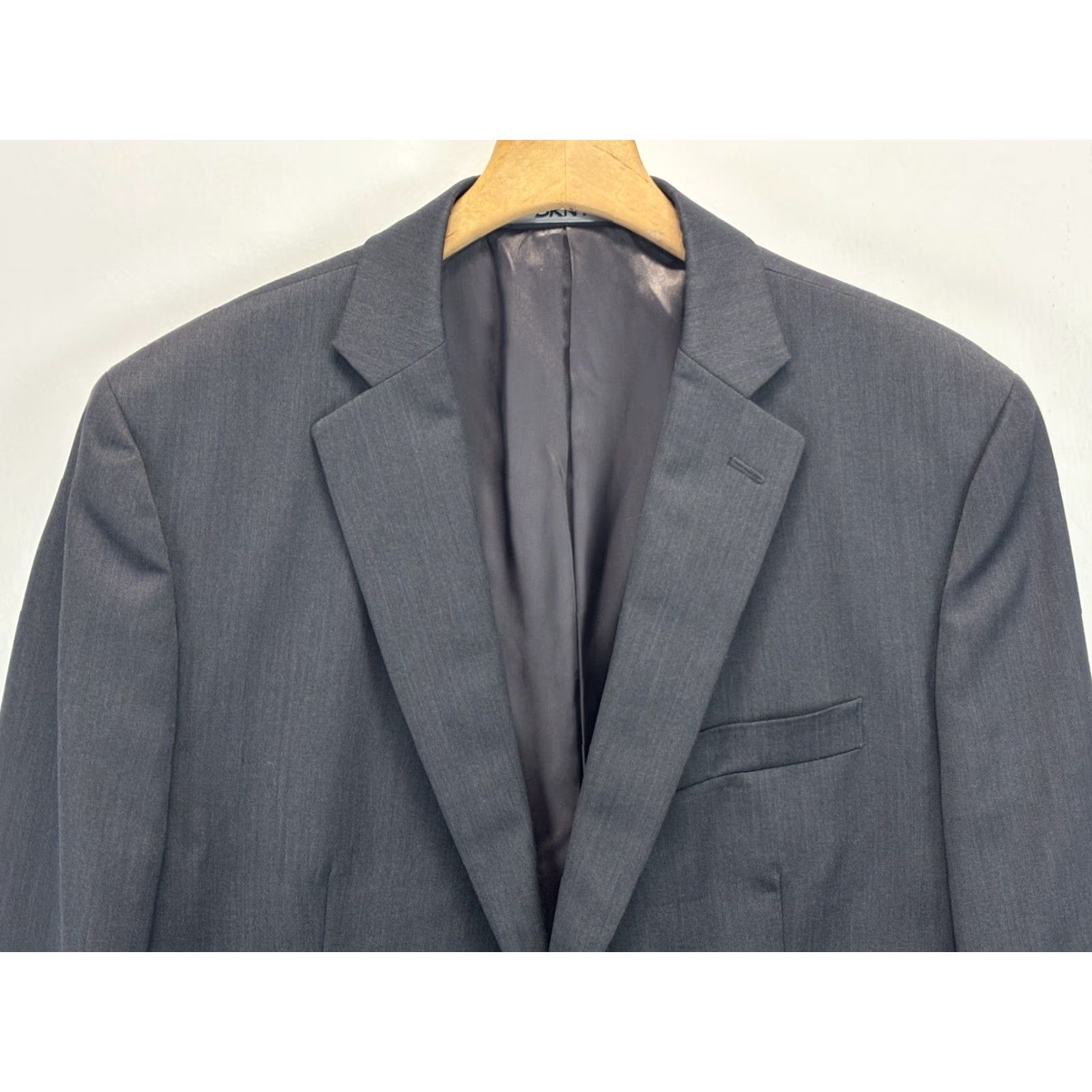 Donna Karan VINTAGE Donna Karan New York DKNY 44L gray charcoal Wool suit 2 Piece 37x30 Pants Mens Adult 90s Style Women? Size 36R - 3 Thumbnail