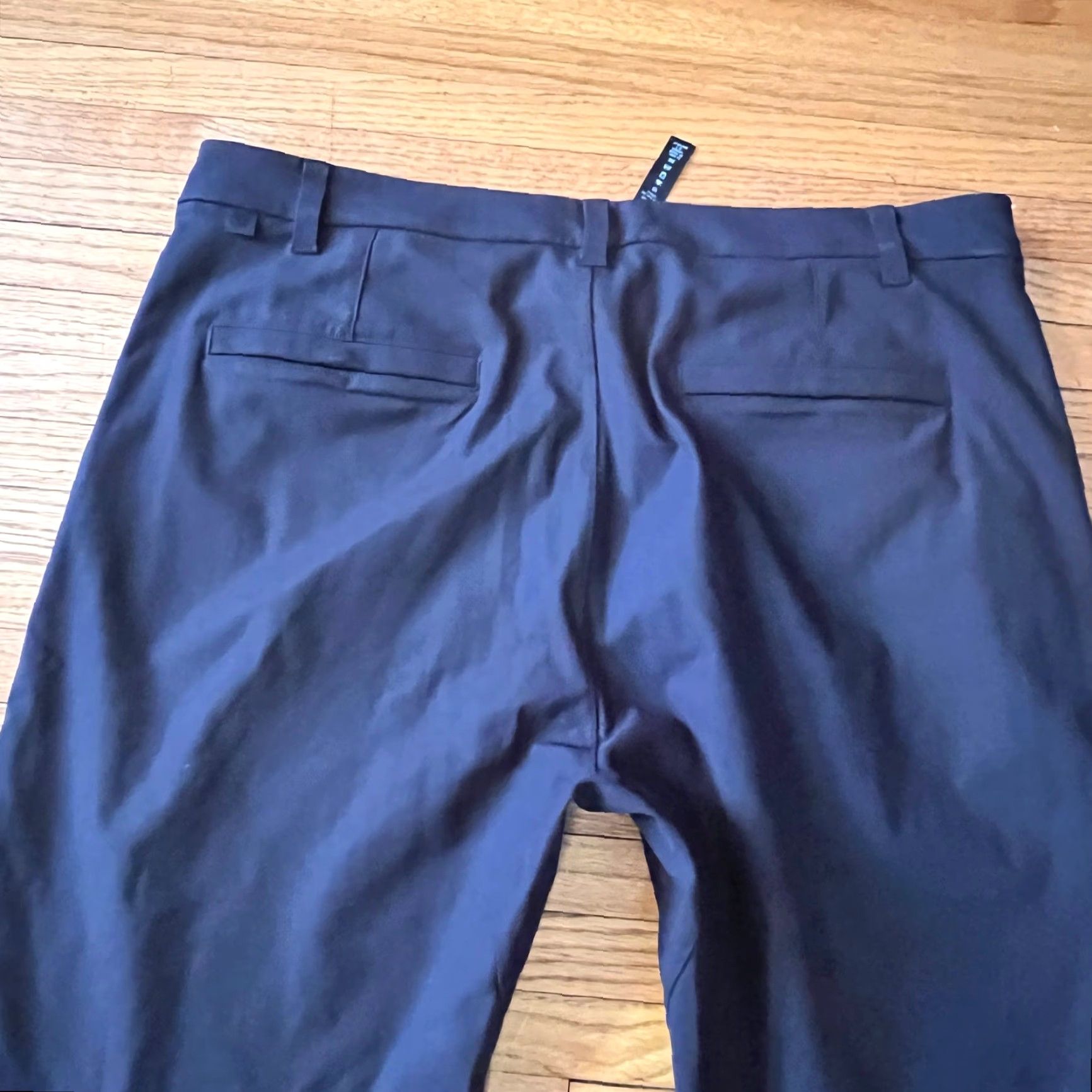 Lululemon Lululemon Pants Mens 36 X33.5 ABC Commission Dress Slacks Performance Black Mens Regular Ankle 33 in Black Size US 36 / EU 52 - 4 Thumbnail