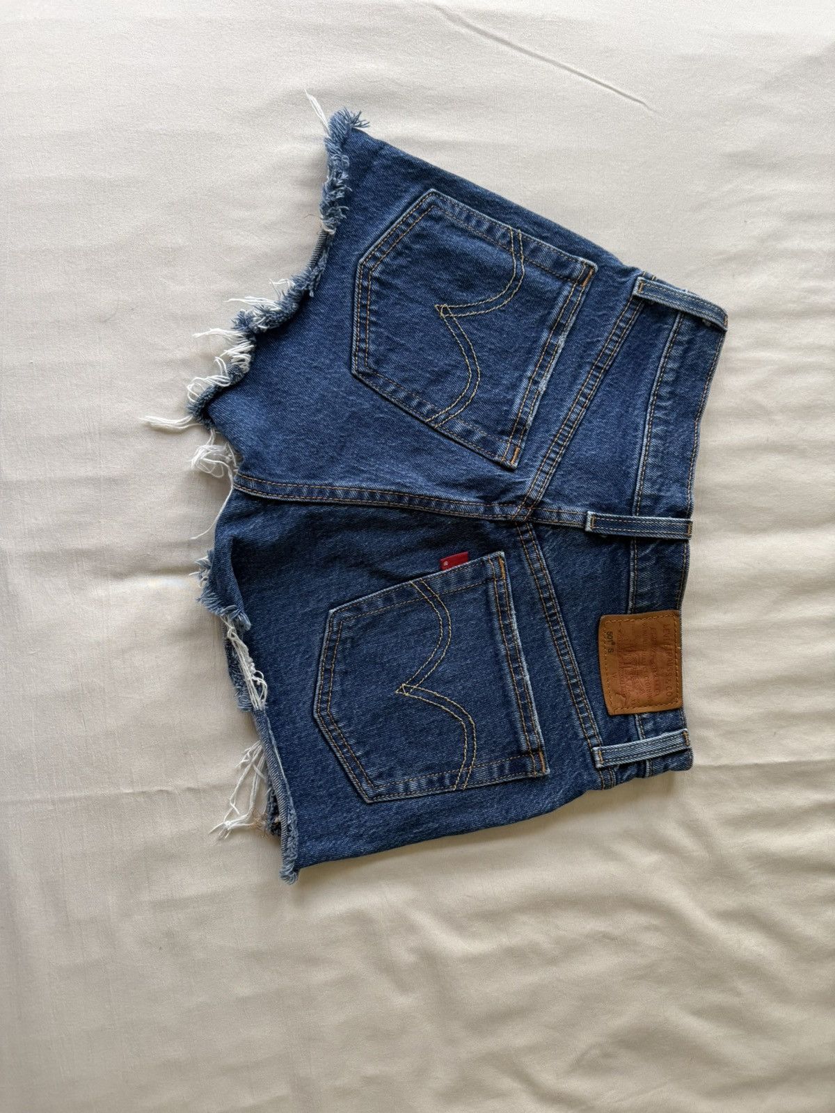 Levi's Vintage Levi’s Shorts size 23 Size 23" - 2 Thumbnail