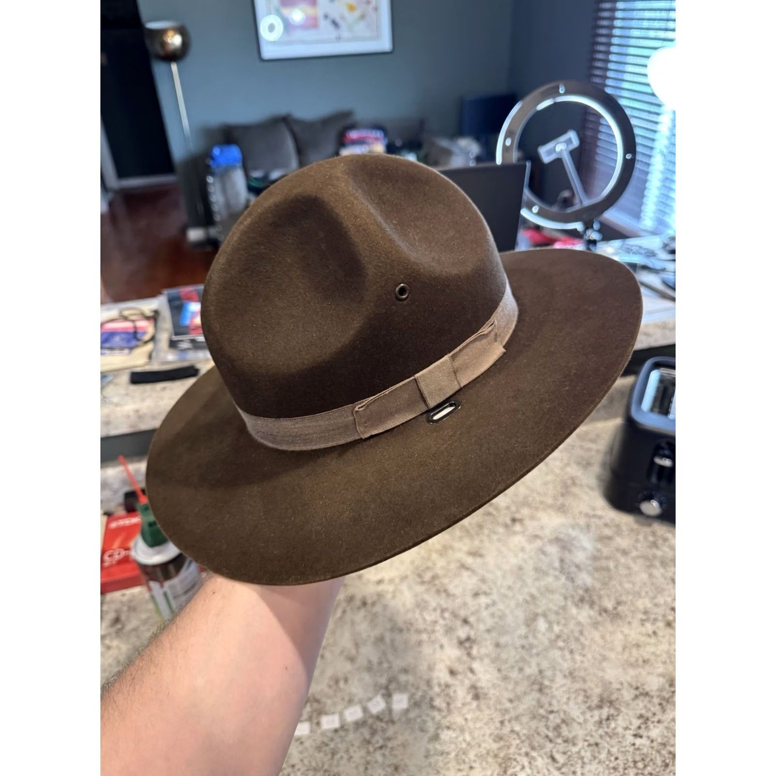 FELT VINTAGE Stratton USA Campaign Hat Wool Felt 7 Men Brown Wide Brim Self Forming Drill Sergeant Instructor Size ONE SIZE - 2 Thumbnail