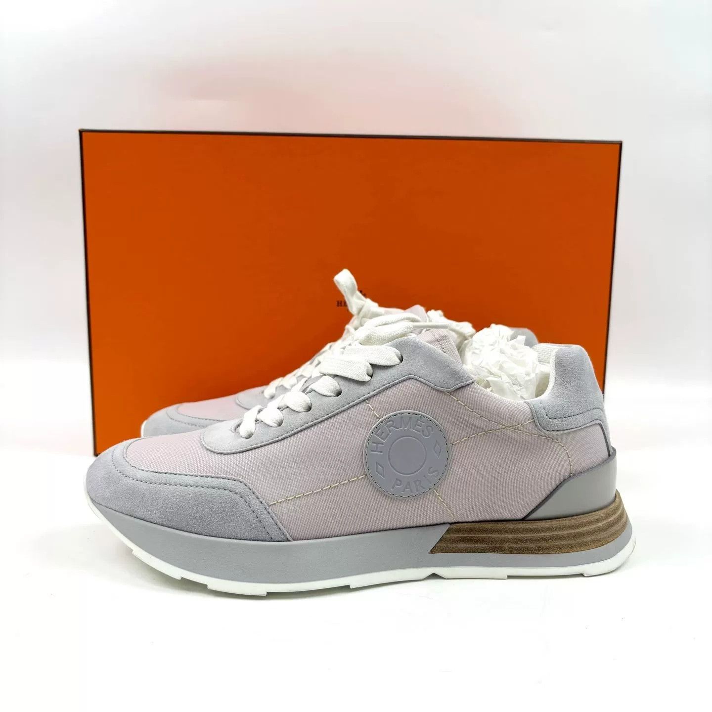 Hermes Hermes Gray-Pink Logo Sneakers Size 36 Size US 5 / IT 35 - 1 Thumbnail