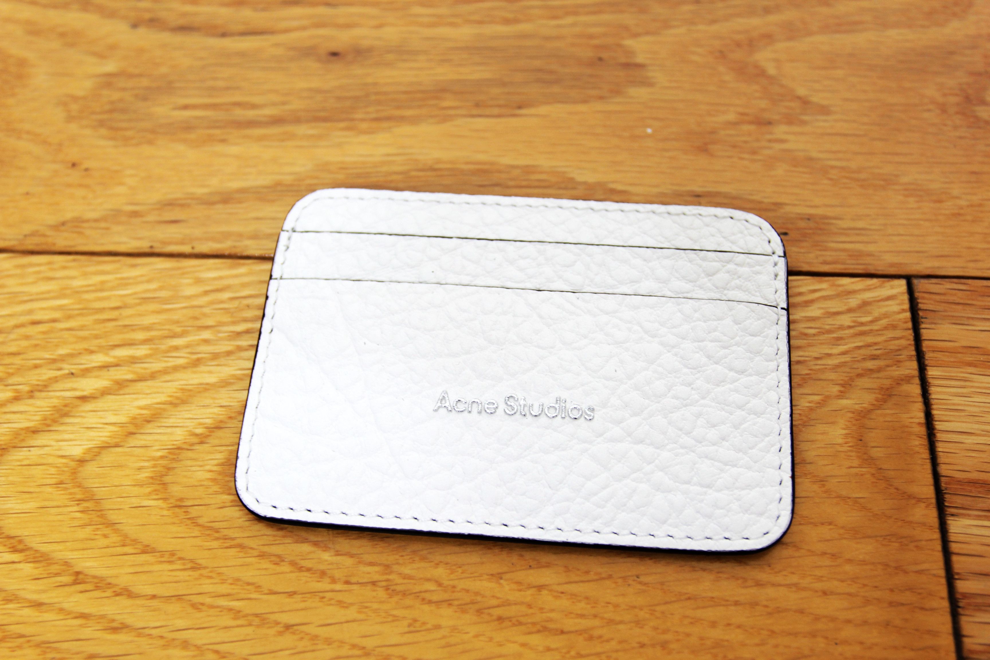 Acne Studios BNWT AW24 ACNE STUDIOS EMBOSSED GRAINED LEATHER CARD HOLDER Size ONE SIZE - 2 Thumbnail