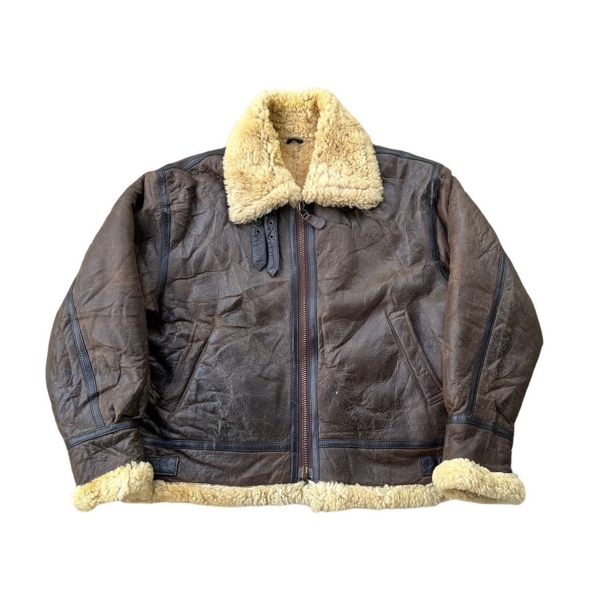 Vintage Vintage B-3 sheepskin jacket Size US L / EU 52-54 / 3 - 4 Thumbnail