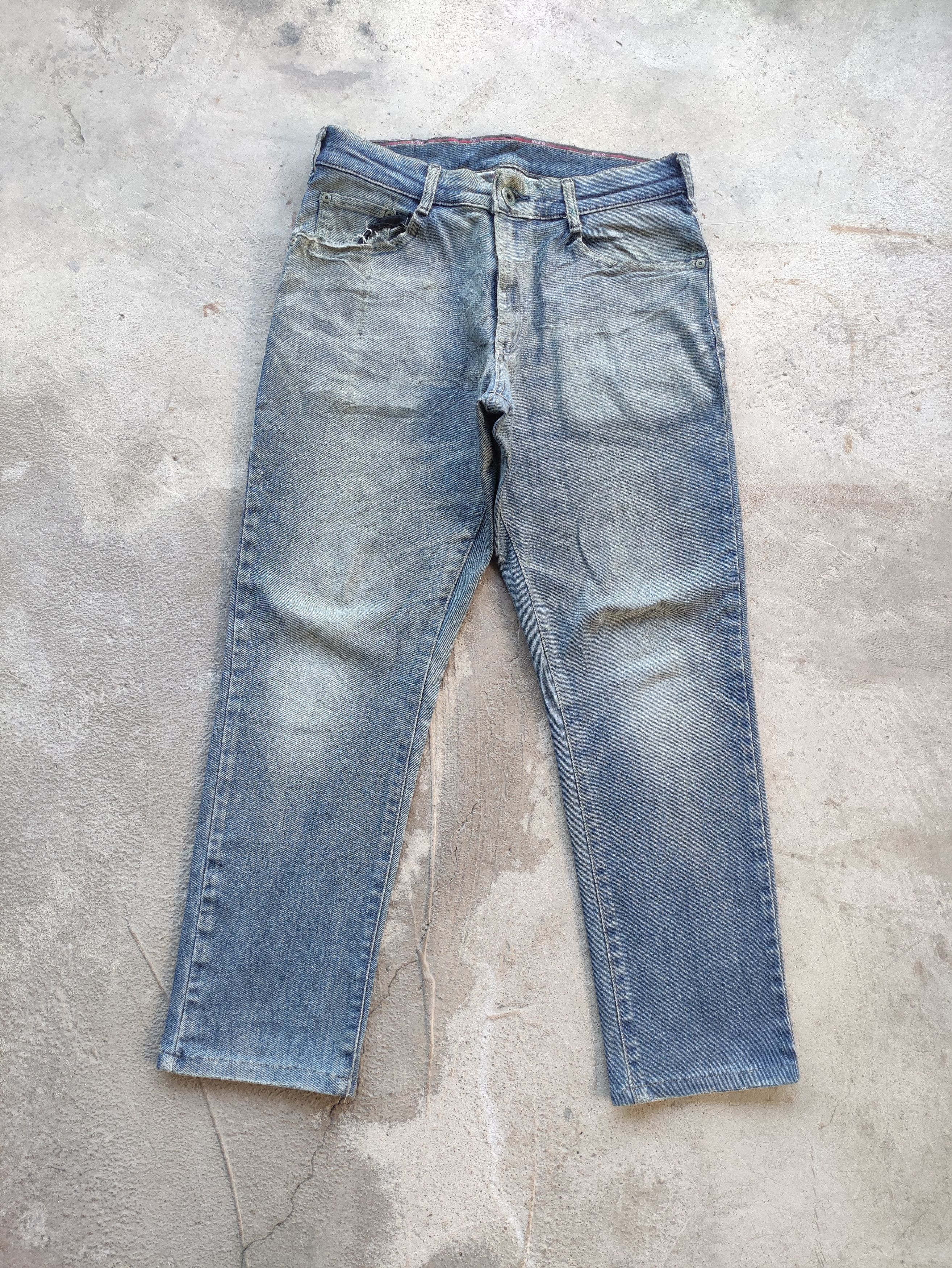 Edwin Vintage Edwin Japan Jean Distressed Faded denim Size US 32 / EU 48 - 1 Thumbnail