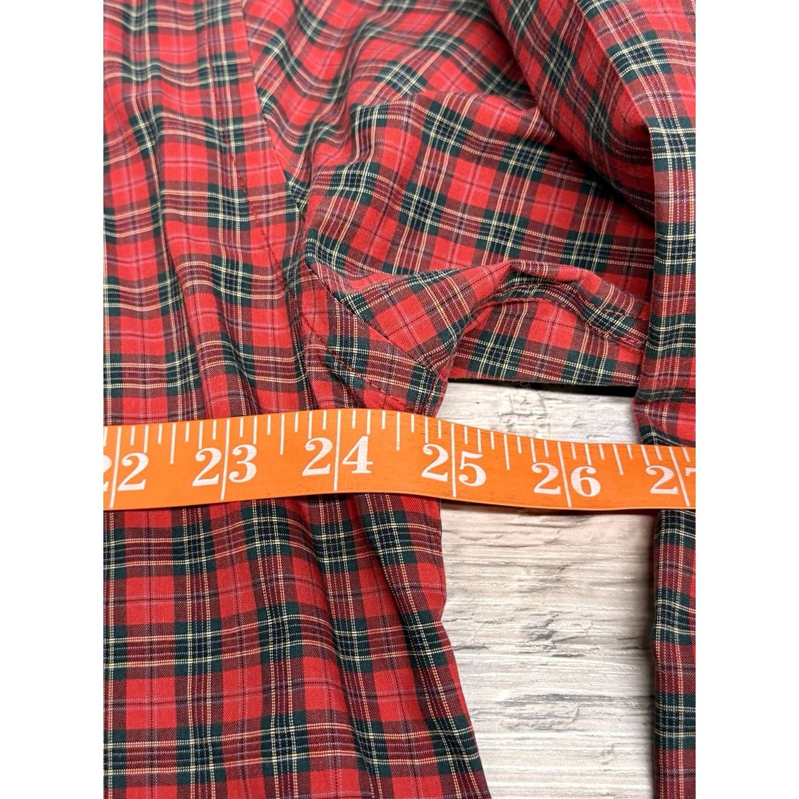Vintage VINTAGE LL Bean Button-Down Shirt Mens L Red Plaid Long Sleeve Button-Up Collared Cotton Retro Classic Outdoor Mens Size US L / EU 52-54 / 3 - 4 Thumbnail