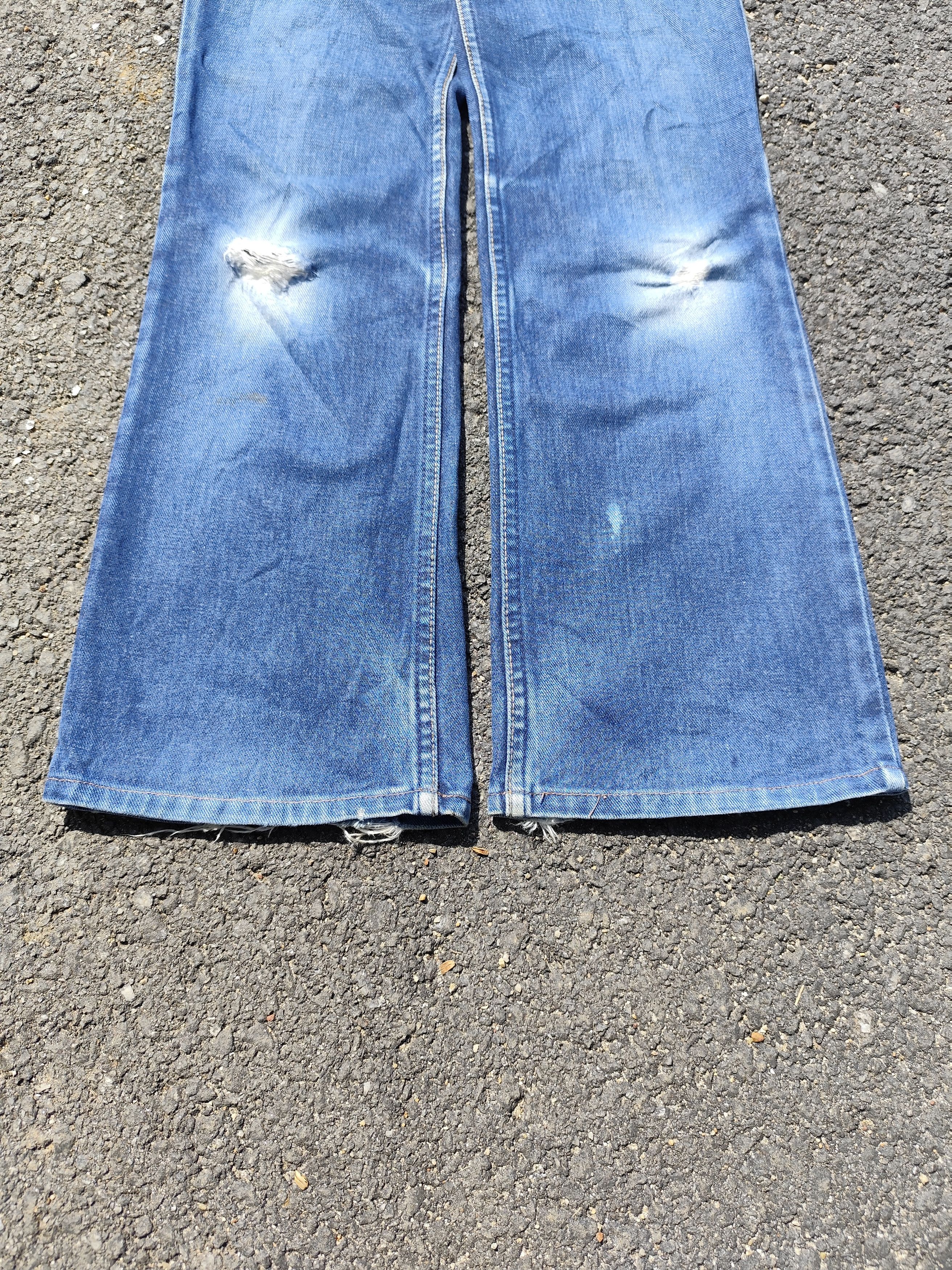 Levi's × Levi's Vintage Clothing × Vintage Vintage Levi's 517 Flare Bootcut Denim B_J/1124/6 Size 25" / US 0 / IT 36 - 2 Thumbnail