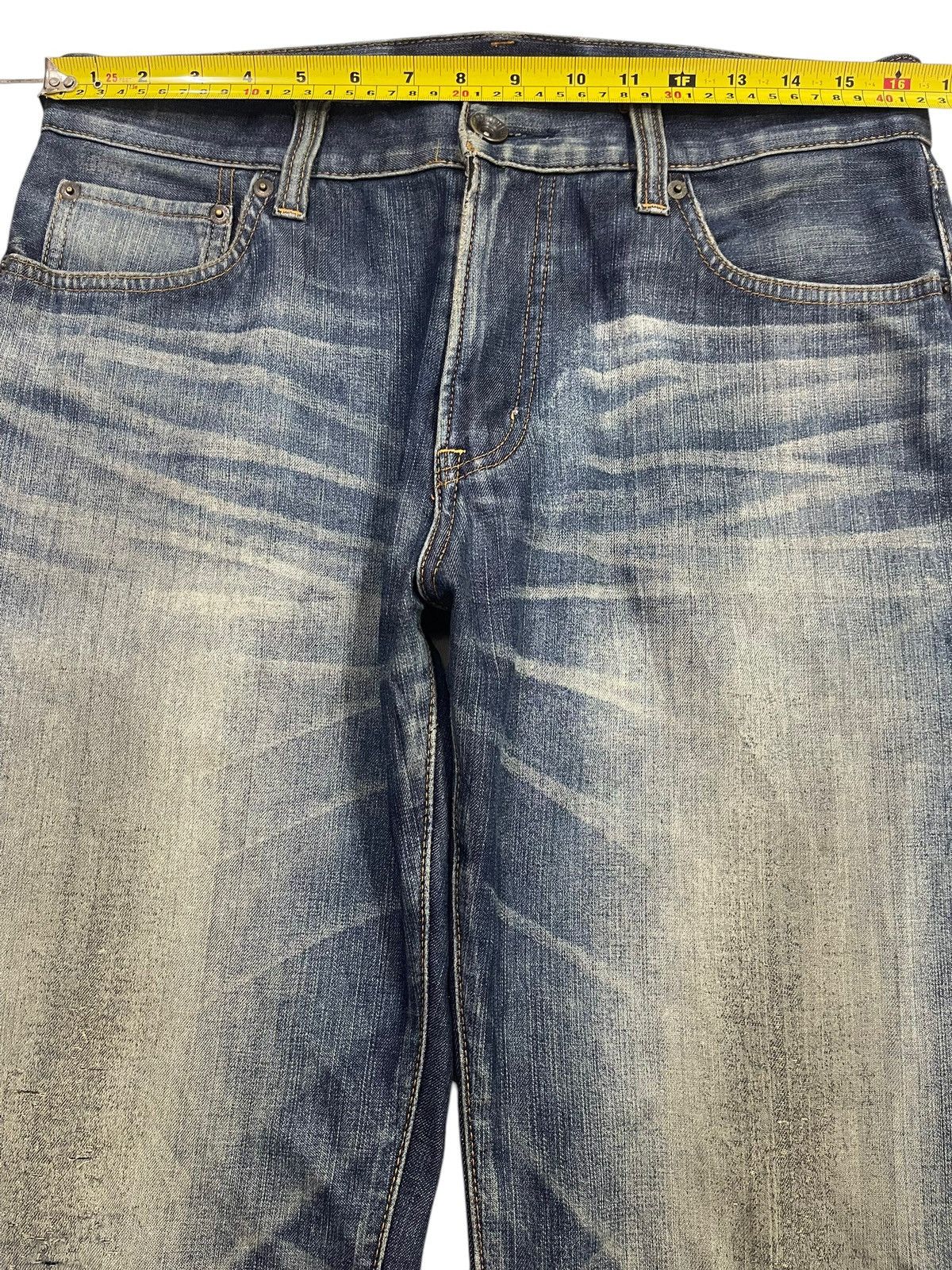Uniqlo Vintage Japanese Uniqlo Mud Faded Wash Style Loose Jeans Size US 32 / EU 48 - 11 Thumbnail