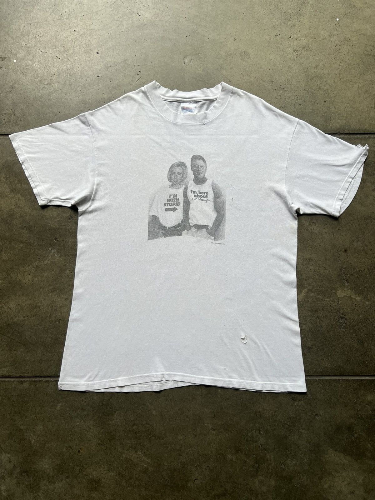 Hanes × Vintage ‘90s Bill & Hillary Clinton Parody Blowjob Tee Shirt Size US L / EU 52-54 / 3 - 1 Thumbnail
