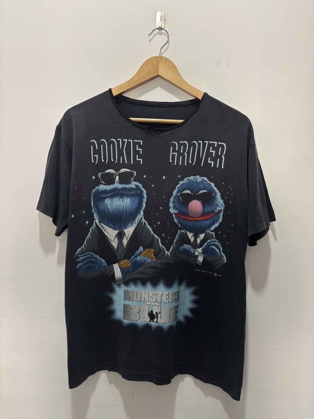 Cartoon Network Vintage 90’s Sesame Street Cookie Grover Monster in Blue Tee Size US L / EU 52-54 / 3 - 1 Thumbnail