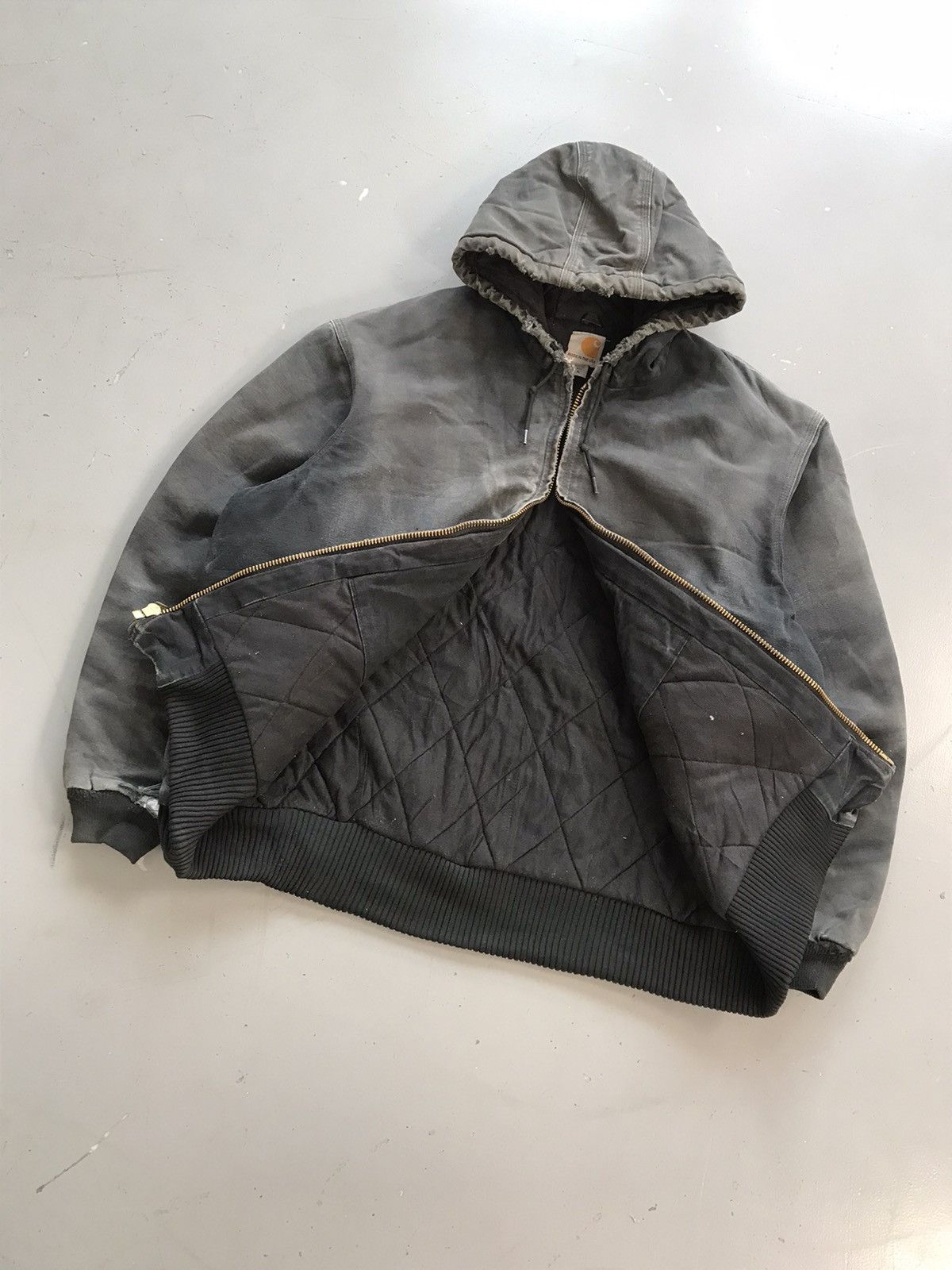 Vintage Carhartt J140 BLK quilted line active jacket Vintage Carhartt J140 BLK quilted line active jacket