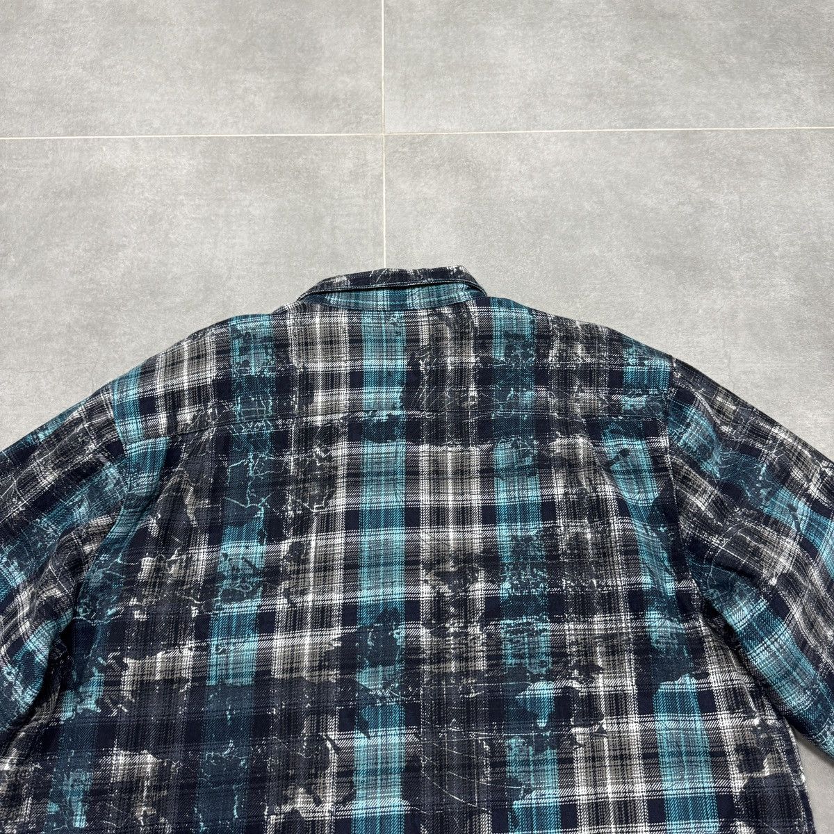 Oakley Oakley Insulated Button Overshirt Jacket Men Size L Size US L / EU 52-54 / 3 - 20 Thumbnail