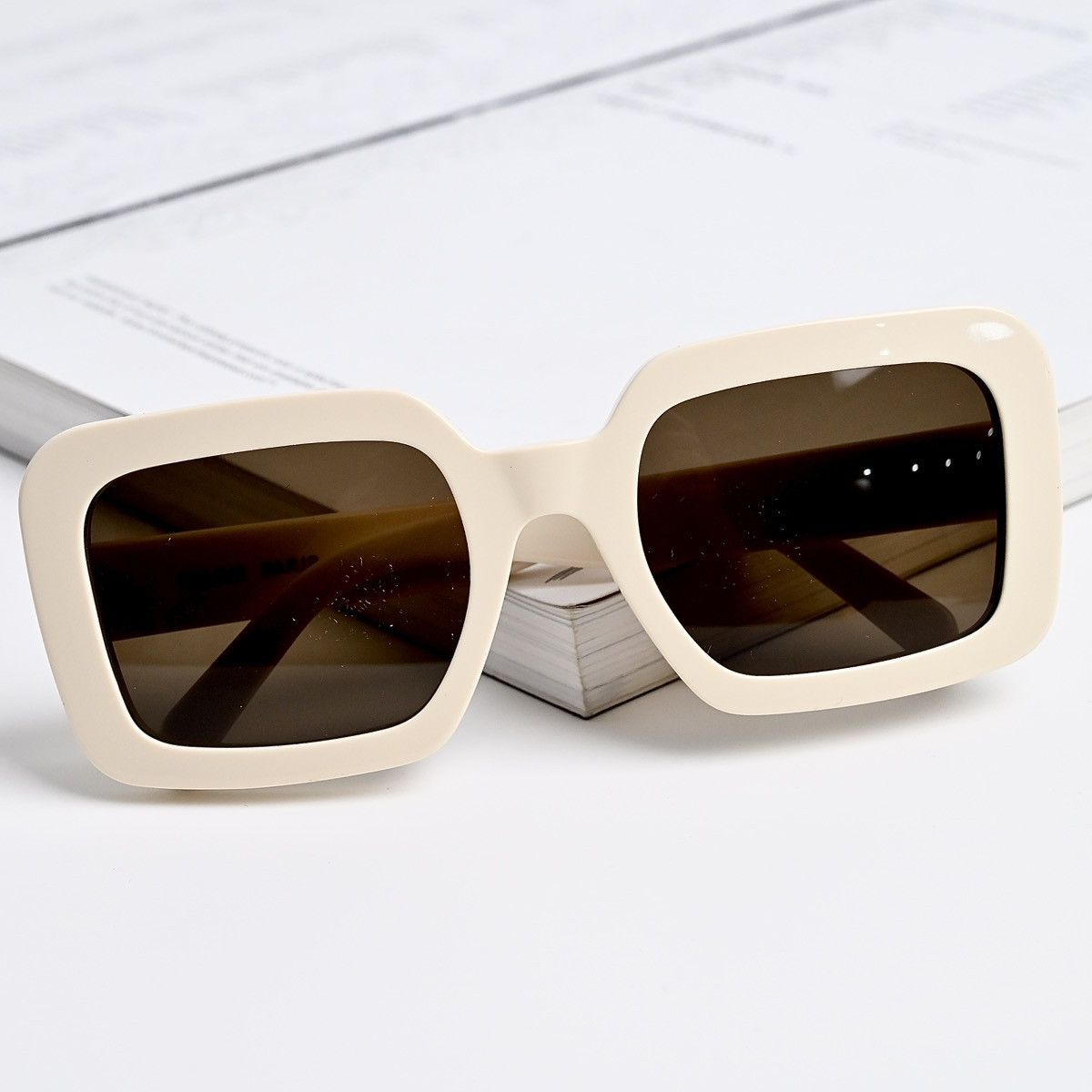 Celine CELINE CL40304U SUNGLASSES Size ONE SIZE - 8 Thumbnail