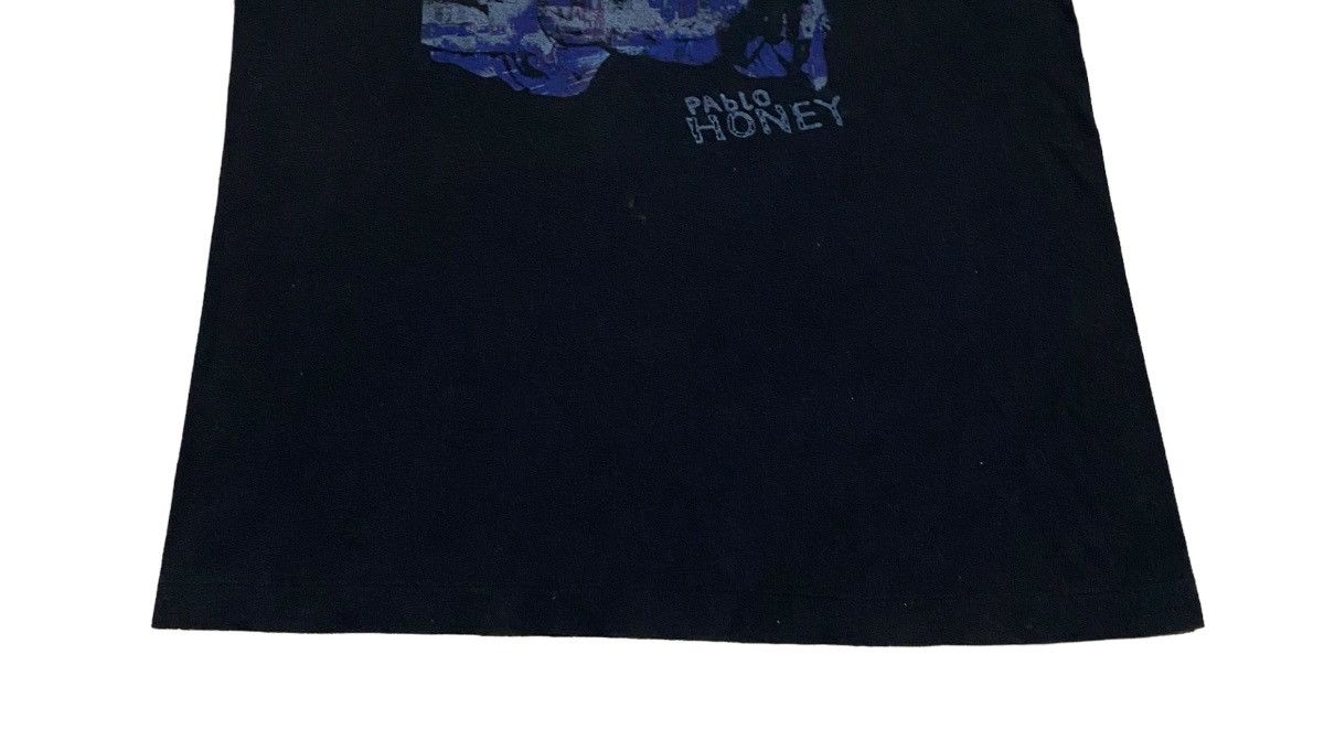 Band Tees Rare Vintage Rock Band Radiohead Pablo Honey T-shirt 1990s Size US L / EU 52-54 / 3 - 4 Thumbnail