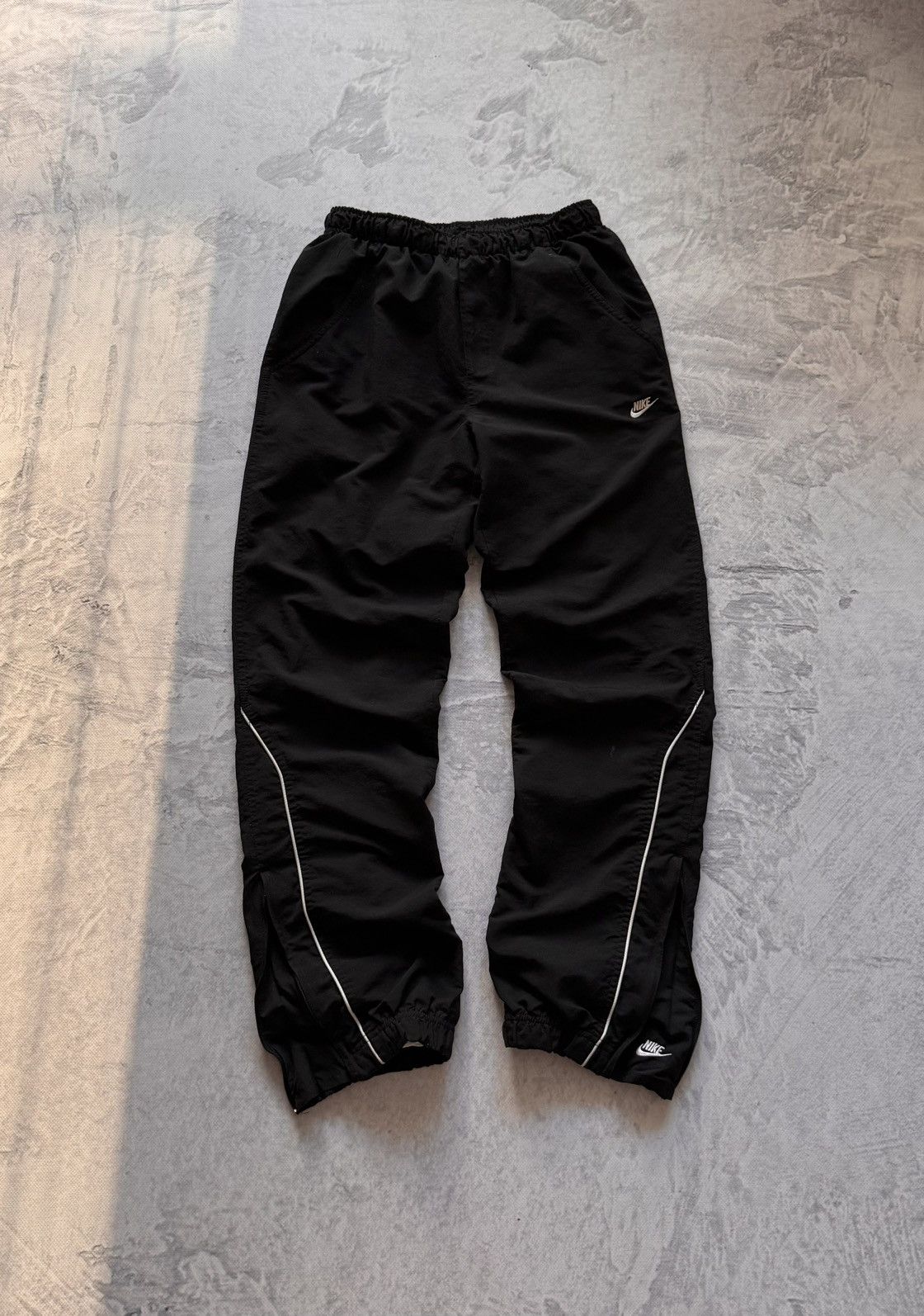 Nike double swoosh track pant hotsell