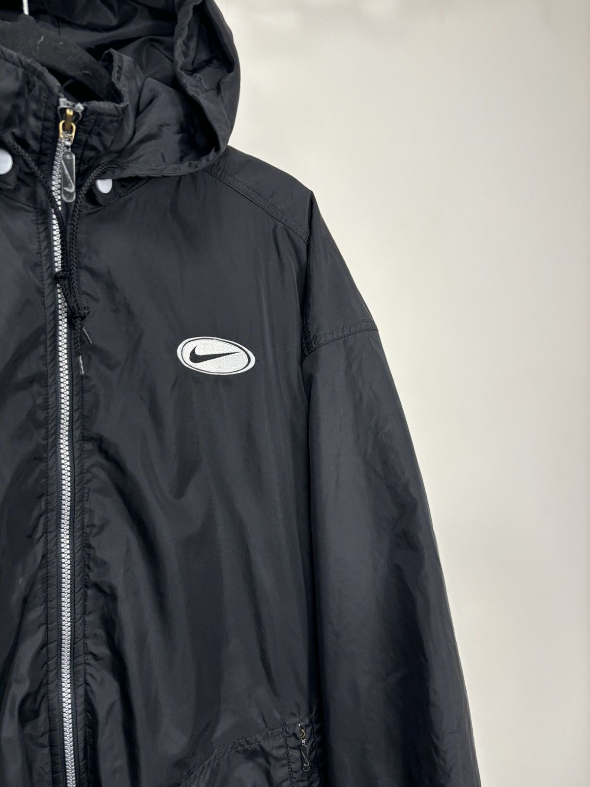 Nike Vintage Nike Y2K Big Logo 90s Swoosh Black Hooded Jacket Size US M / EU 48-50 / 2 - 7 Thumbnail